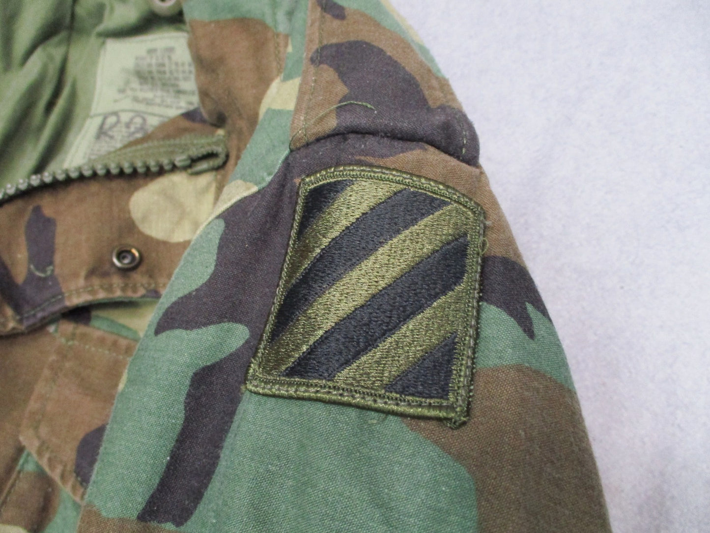 USGI M65 Woodland Field Jacket Medium X-Short 3rd Infantry Division Army Coat
