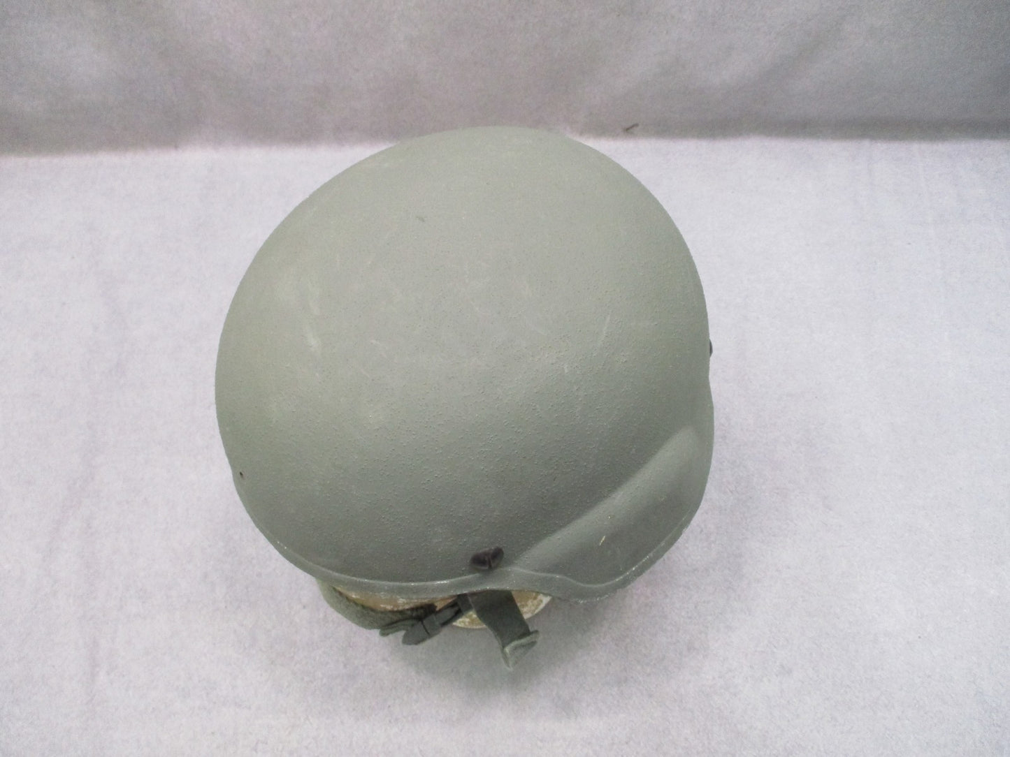 BAE ARMY ADVANCED COMBAT HELMET MADE W/ KEVLAR ACH MEDIUM 8470-01-523-0070 USED