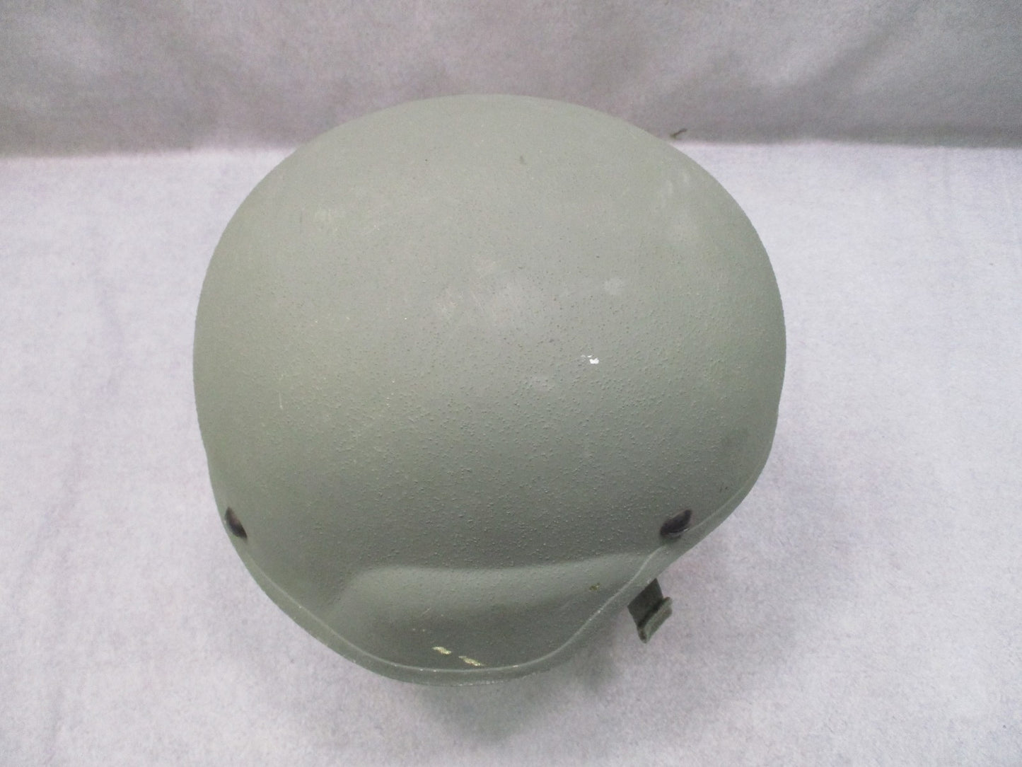 BAE ARMY ADVANCED COMBAT HELMET MADE W/ KEVLAR ACH MEDIUM 8470-01-523-0070 USED