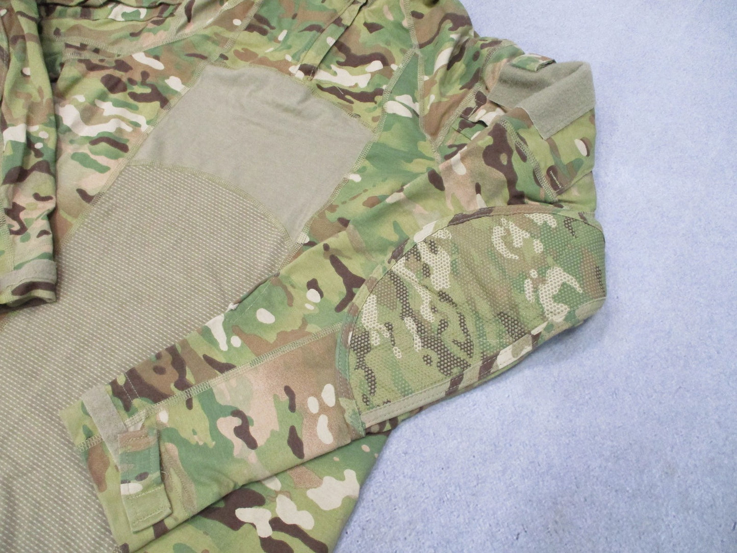 USGI Army Combat Shirt Flame Resistant Multicam Size XS Tactical Uniform Top