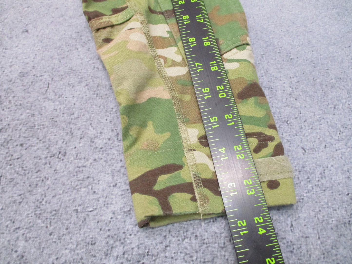 USGI Army Combat Shirt Flame Resistant Multicam Size XS Tactical Uniform Top