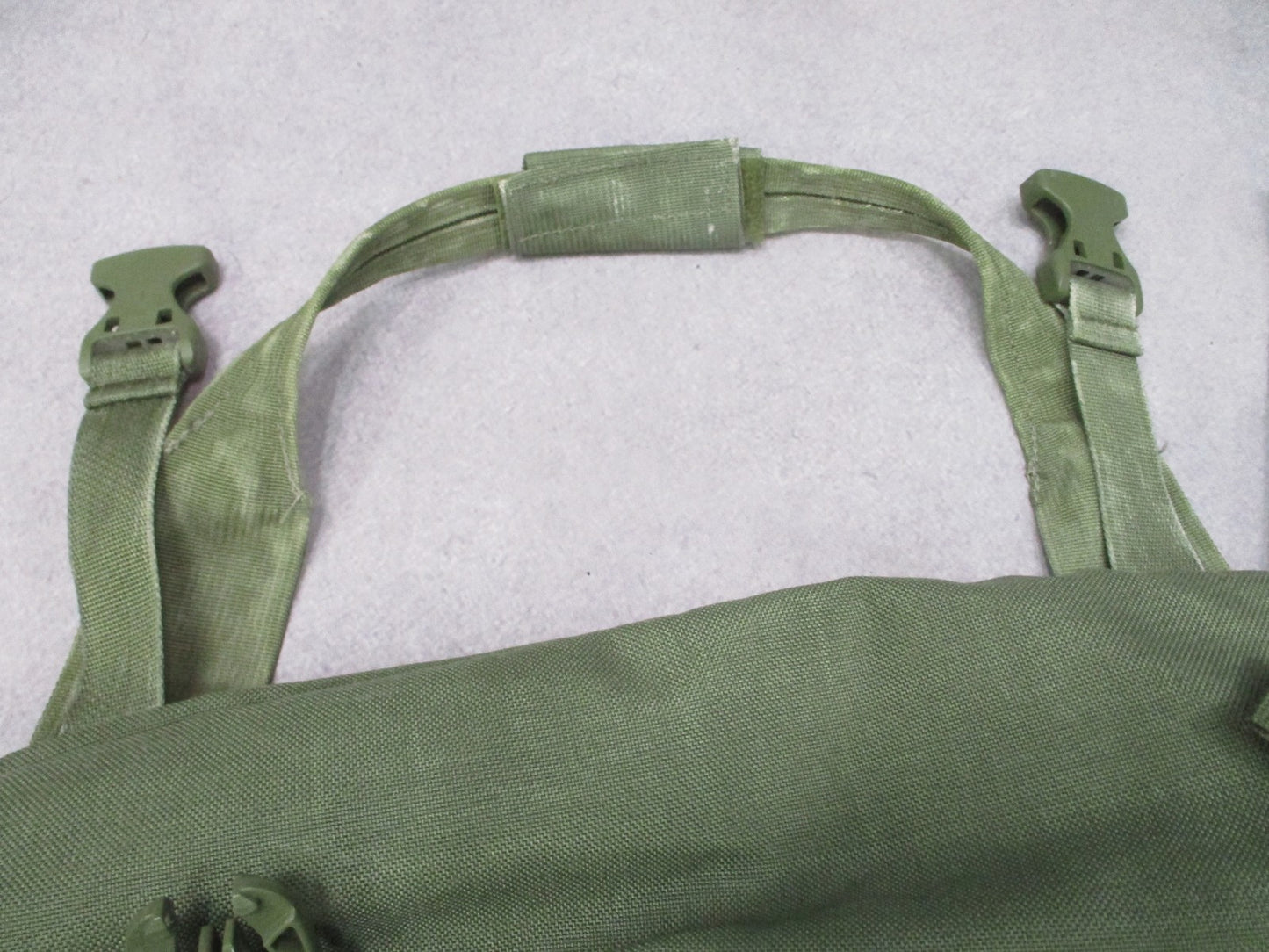 US Military Surplus Duffel Bag Olive Drab Heavy Duty Tactical Gear Side Zipper
