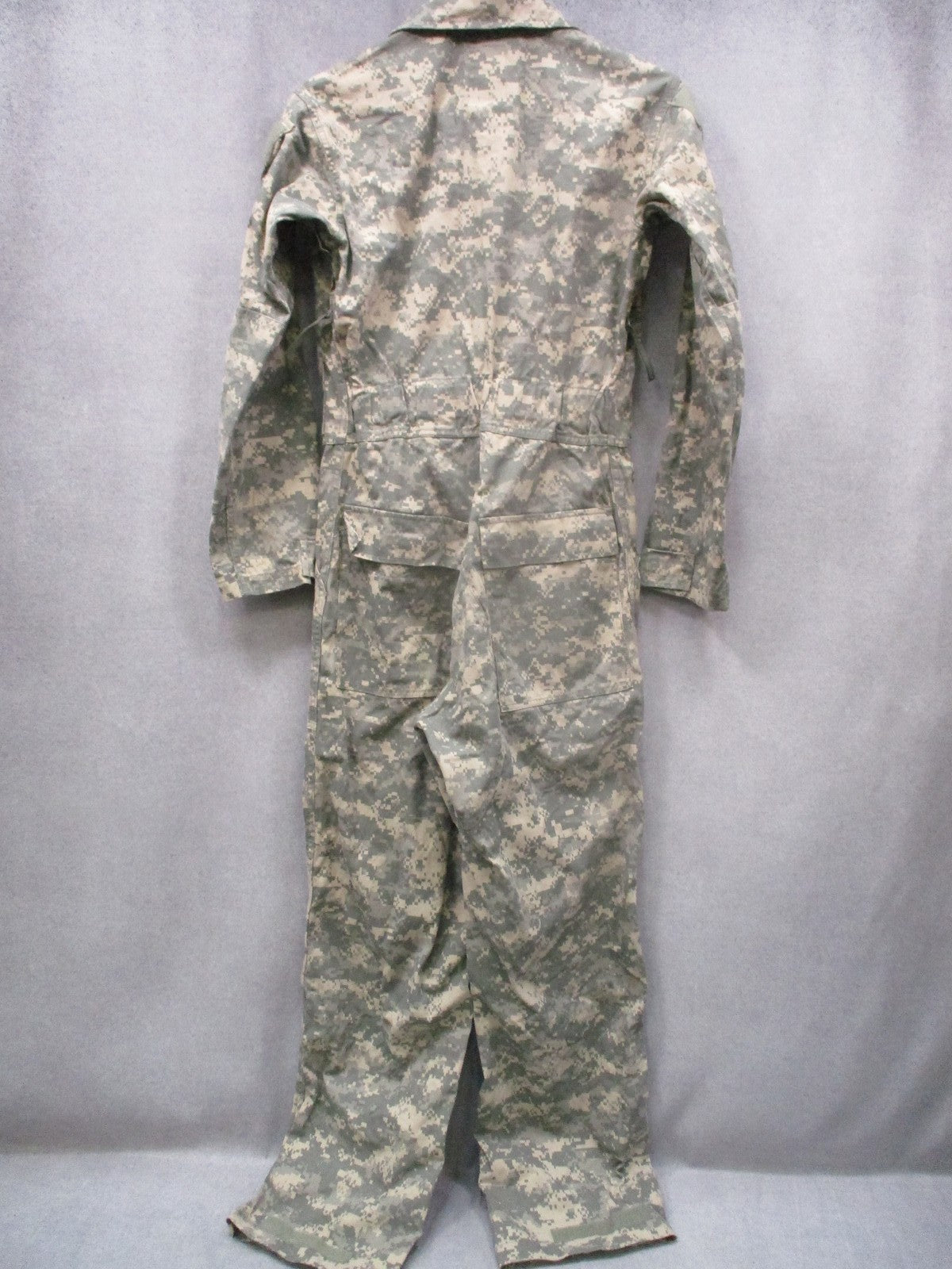 US Military Mechanics Coveralls UCP Camo Small 50/50 Cotton Nylon Twill Surplus