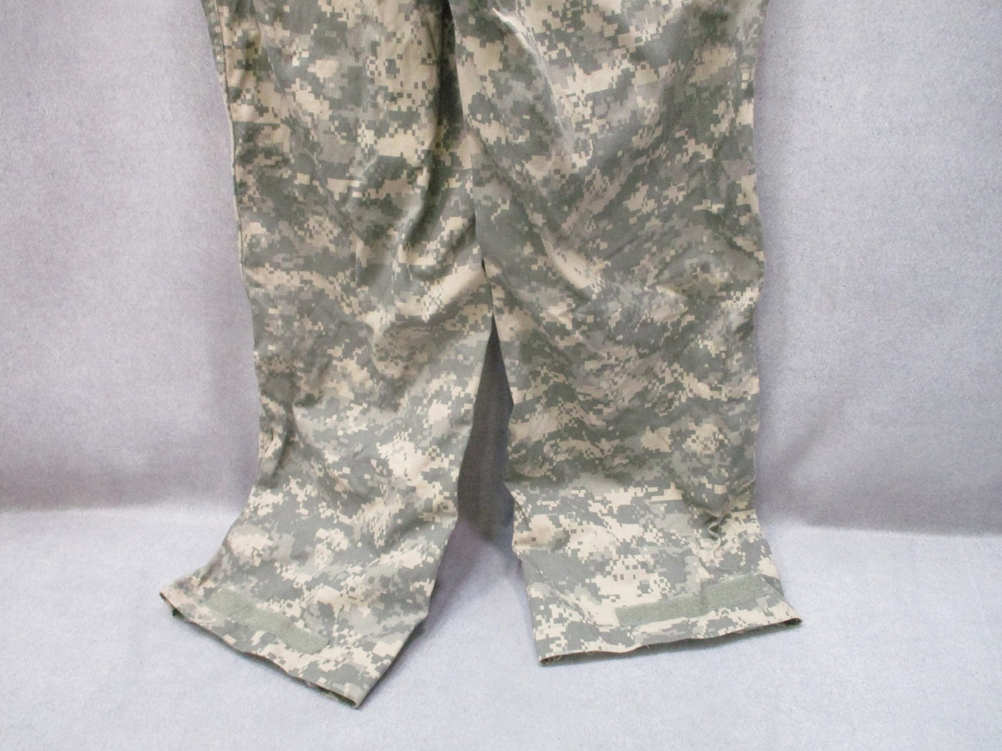 US Military Mechanics Coveralls UCP Camo Small 50/50 Cotton Nylon Twill Surplus