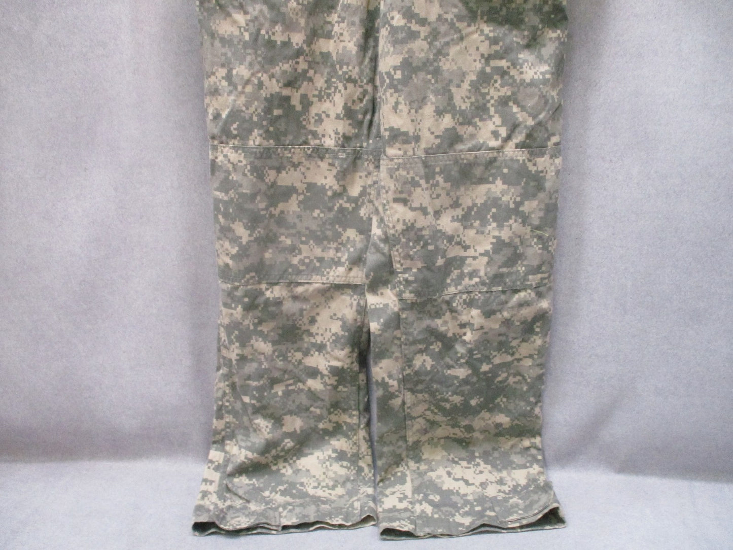 US Military Mechanics Coveralls UCP Camo Small 50/50 Cotton Nylon Twill Surplus