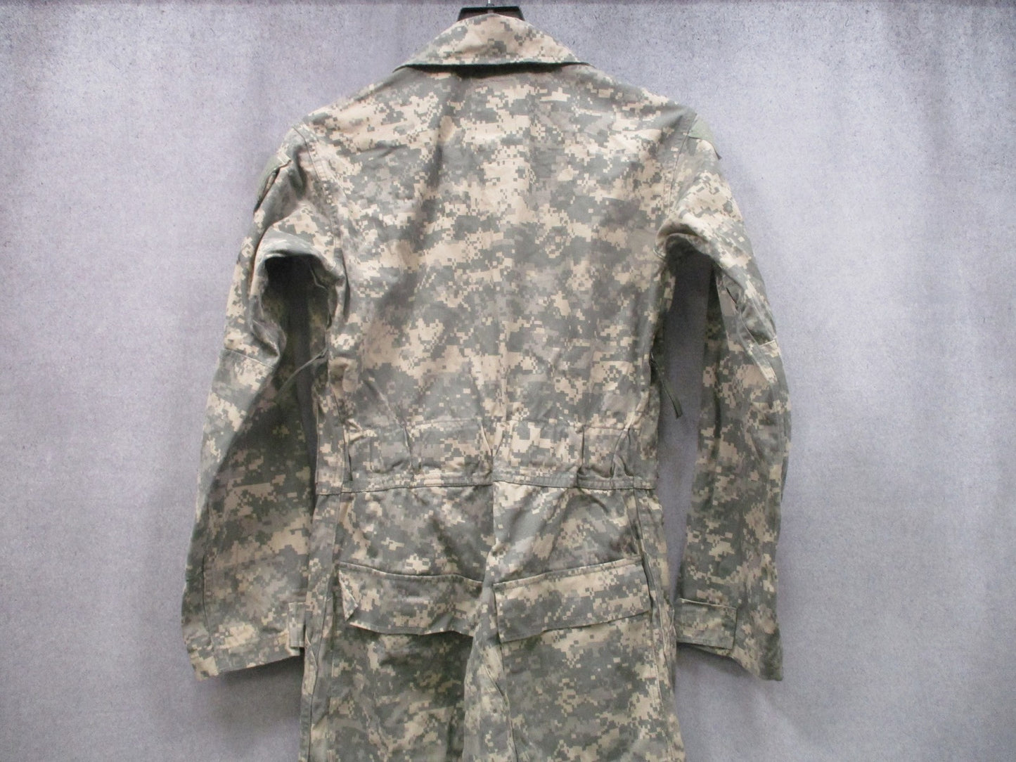 US Military Mechanics Coveralls UCP Camo Small 50/50 Cotton Nylon Twill Surplus