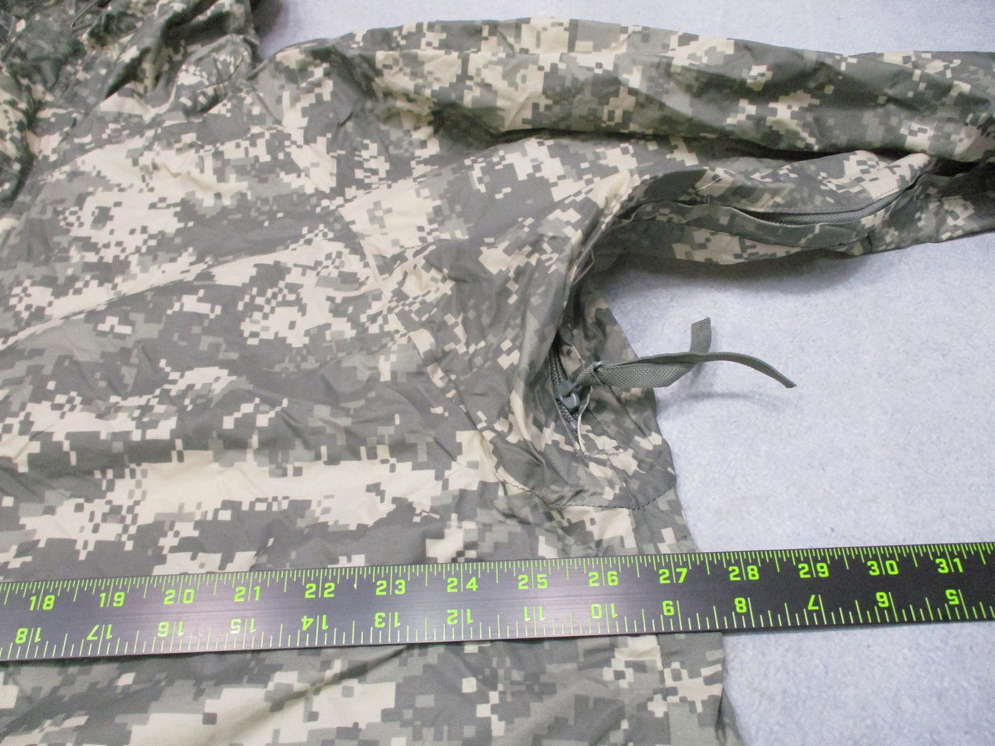 US Military Improved Rainsuit Parka UCP Digital Camo Medium Waterproof Jacket