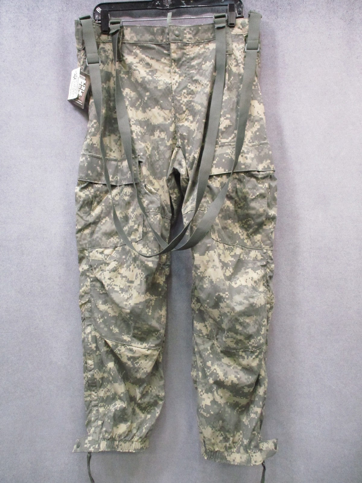 US Army Gen III Level 5 Soft Shell Trousers Medium Regular Digital Camo New Tags