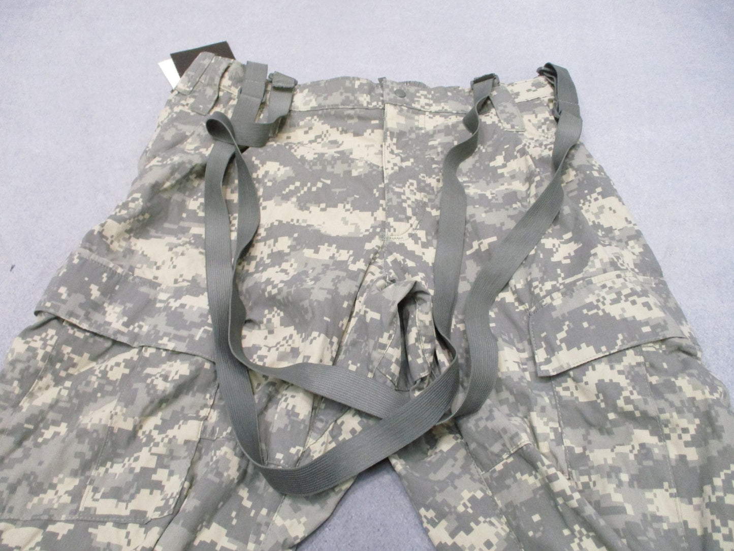 US Army Gen III Level 5 Soft Shell Trousers Medium Regular Digital Camo New Tags