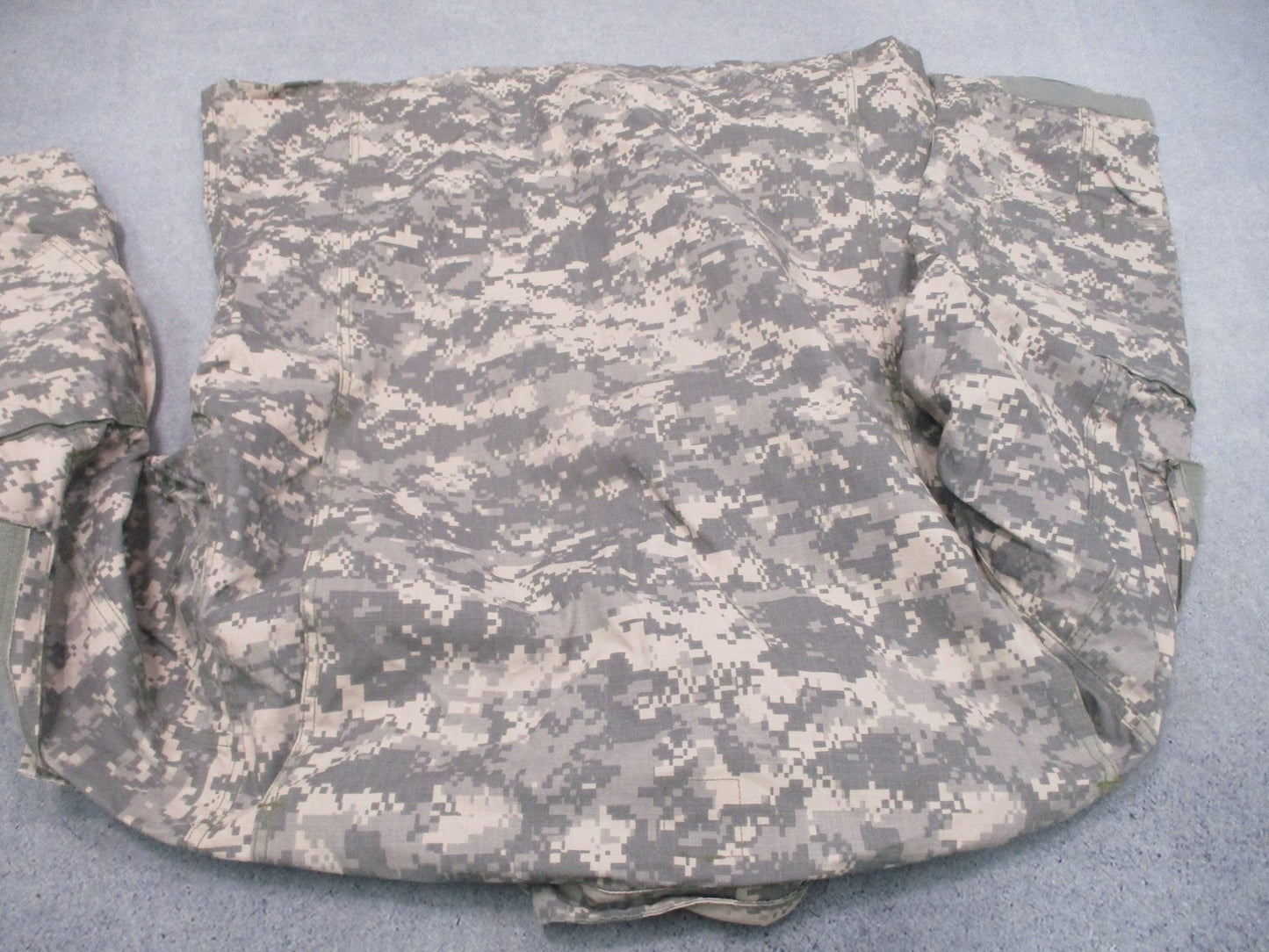 US Military ACU Coat Large Regular Digital Camo Flame Resistant Uniform Jacket