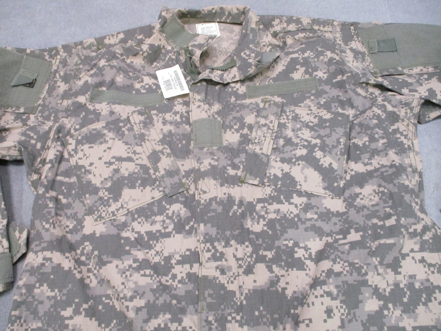US Military ACU Coat Large Regular Digital Camo Flame Resistant Uniform Jacket