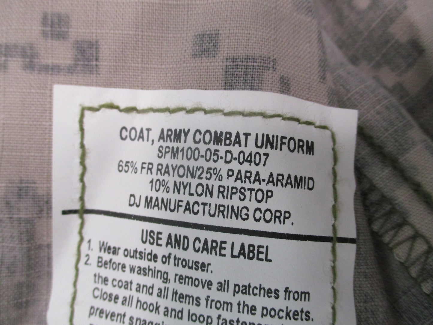 US Military ACU Coat Large Regular Digital Camo Flame Resistant Uniform Jacket