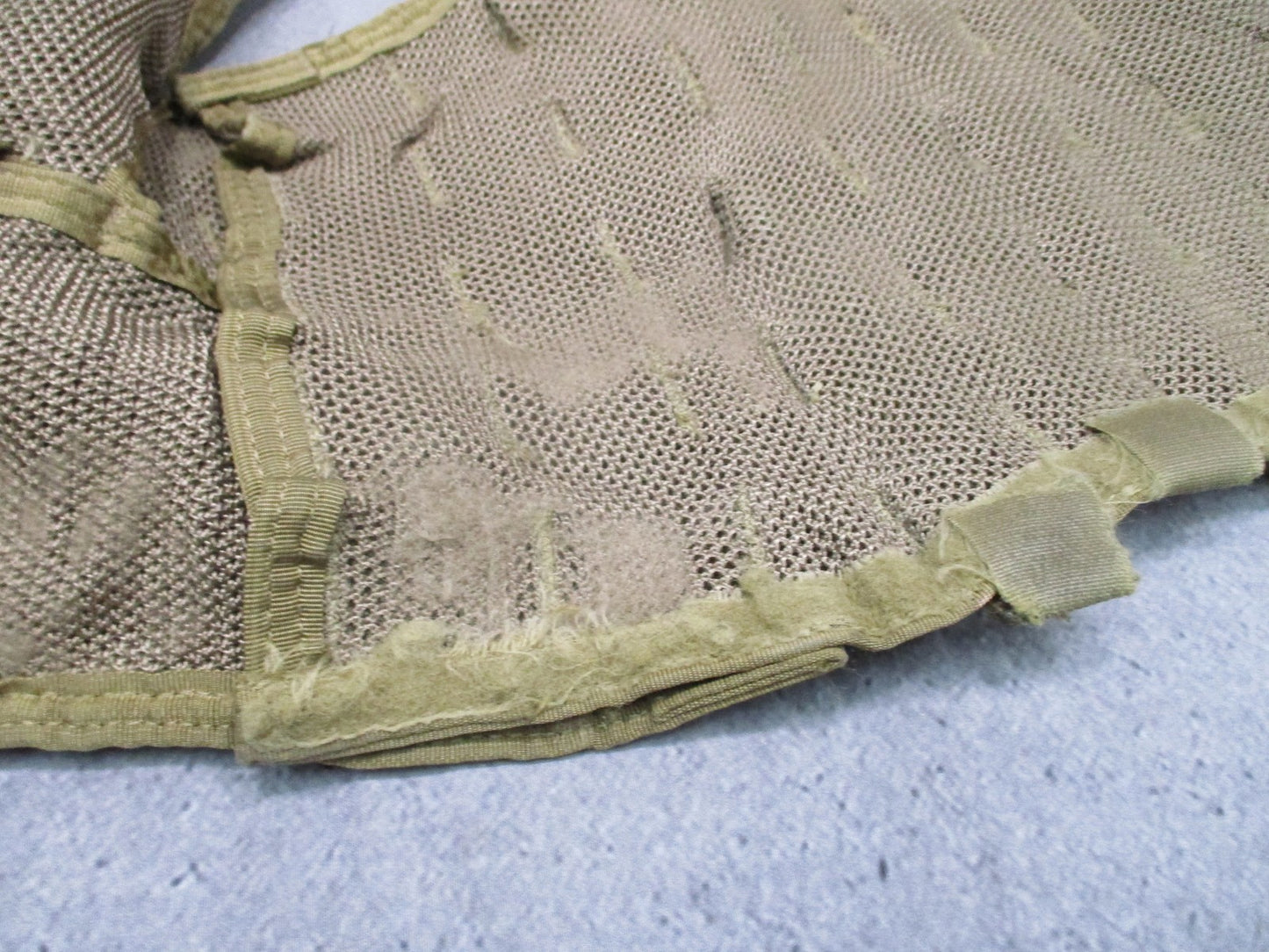 USGI CMU-36/P Aircrew Survival Vest Coyote Brown MOLLE Scovill Zipper