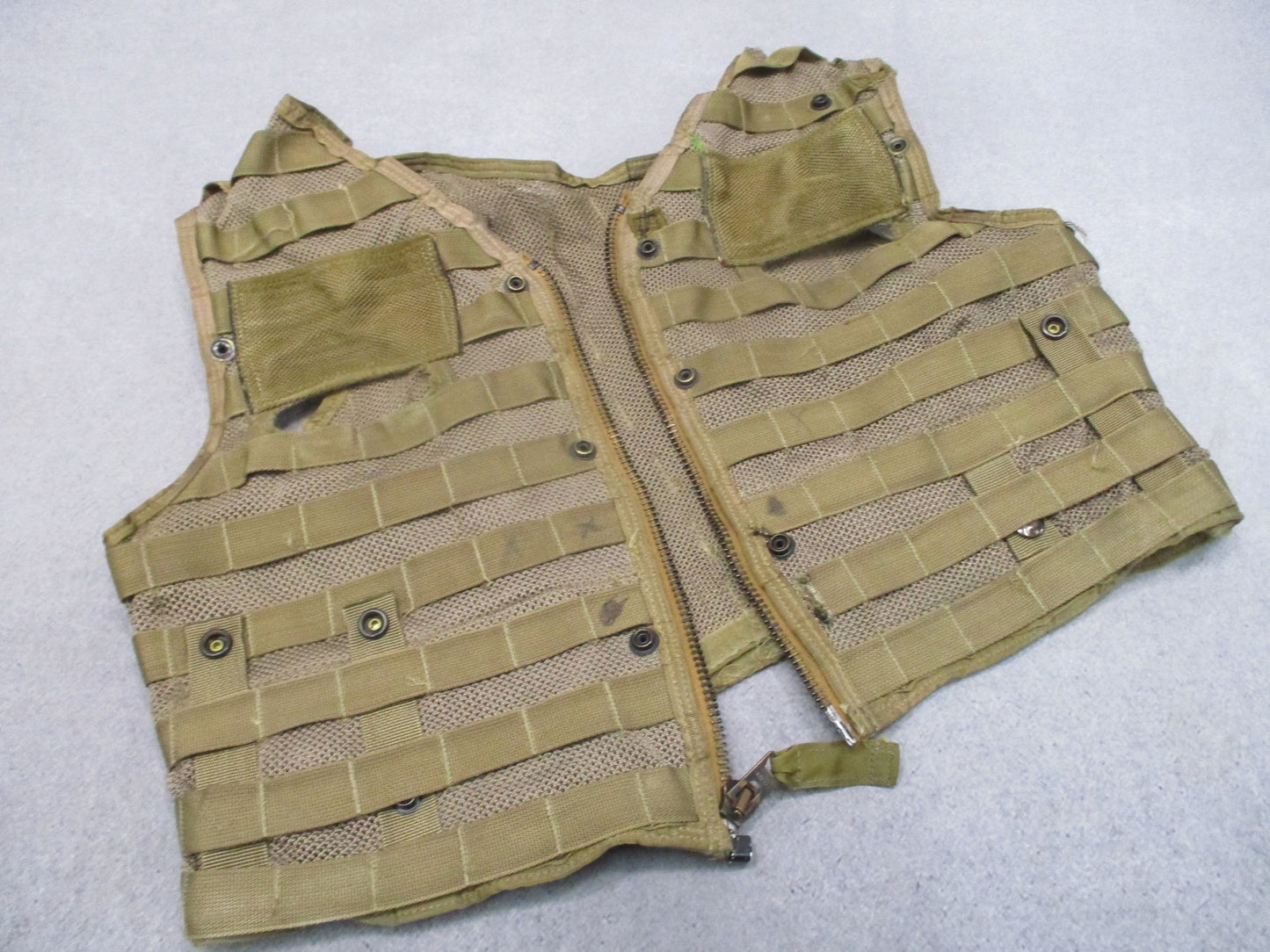 USGI CMU-36/P Aircrew Survival Vest Coyote Brown MOLLE Scovill Zipper