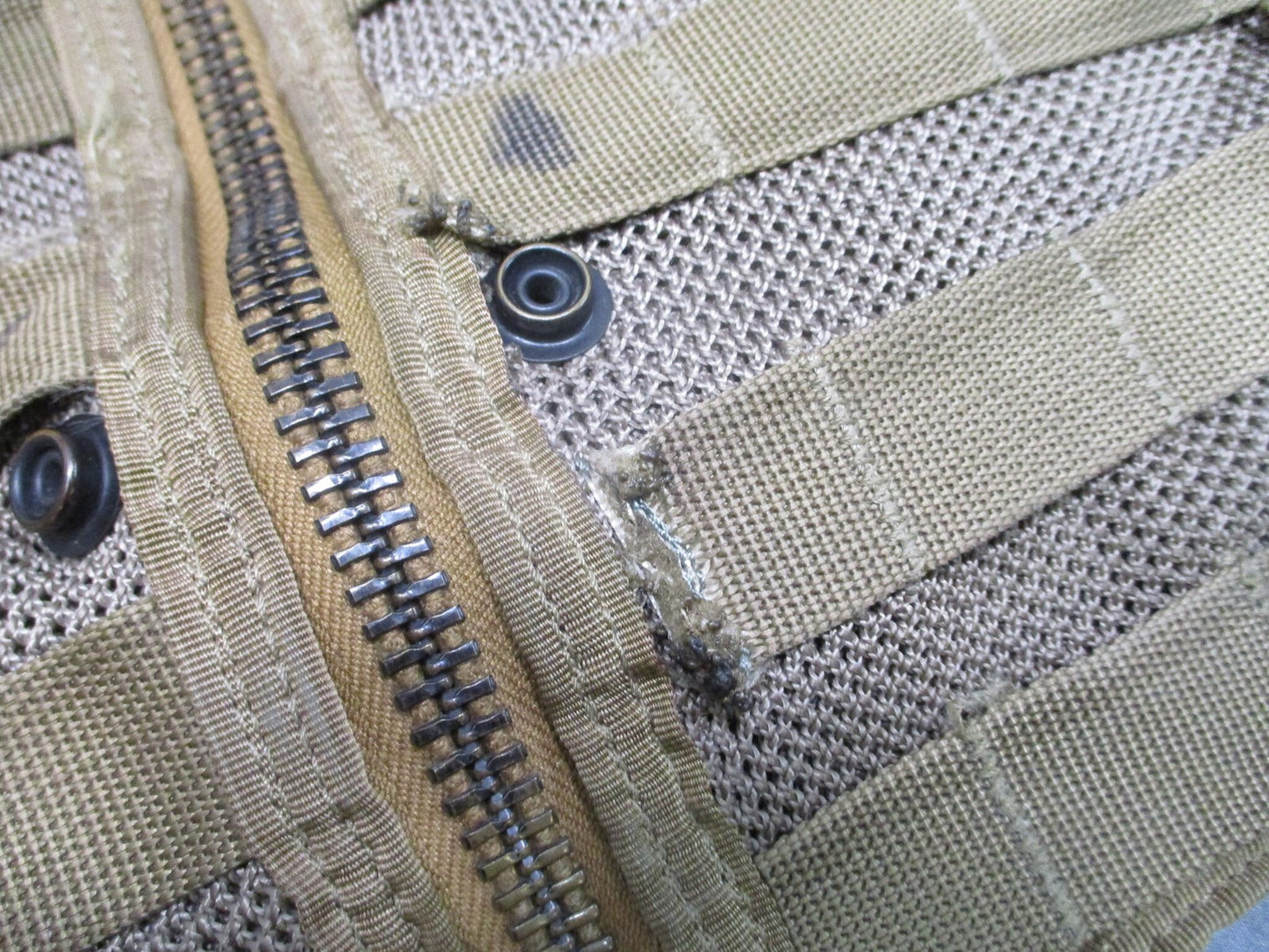 USGI CMU-36/P Aircrew Survival Vest Coyote Brown MOLLE Scovill Zipper