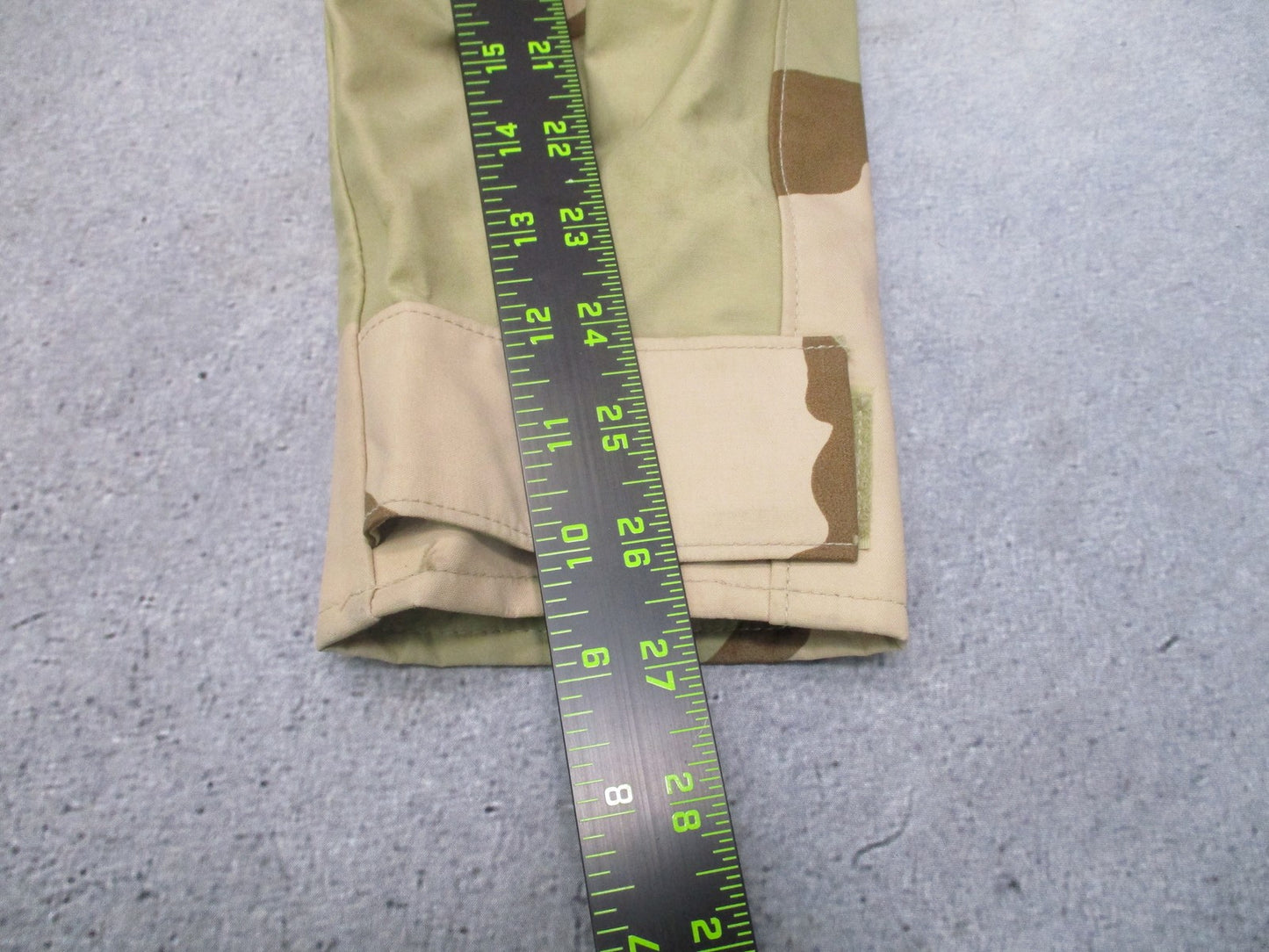 USGI Cold Weather Parka DCU Desert Camo Medium Regular NSN 8415-01-470-1953