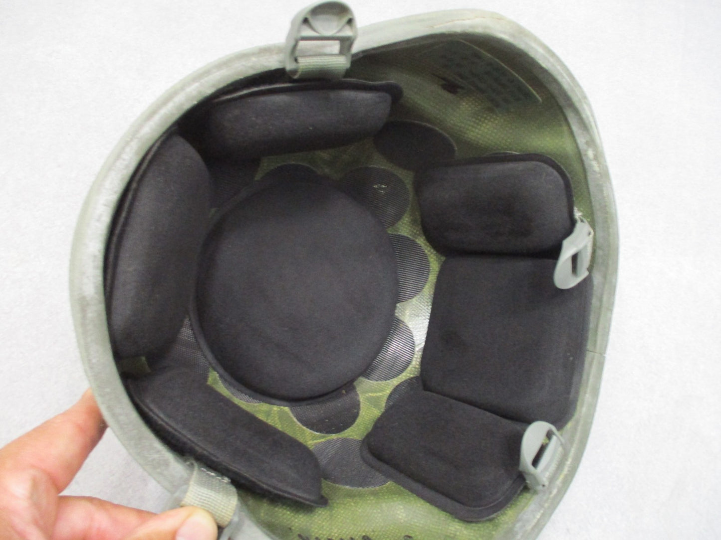 USGI Gentex ACH Advanced Combat Helmet Large Foliage Green 8470-01-529-6344