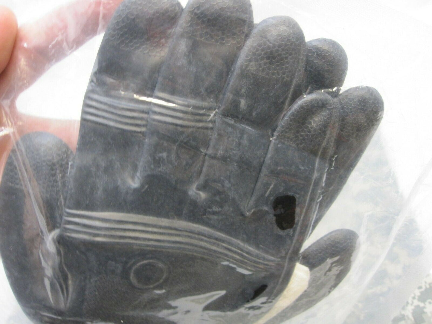 NEW CBRN RUBBER CHEMICAL GLOVES AIRBOSS LARGE NBC GLOVE w. LINER