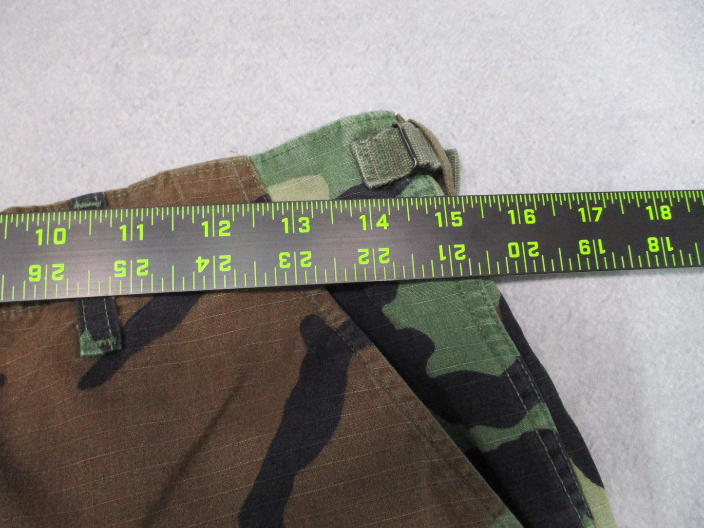 Vintage Propper US Military Woodland Camo BDU Combat Trousers Small Short