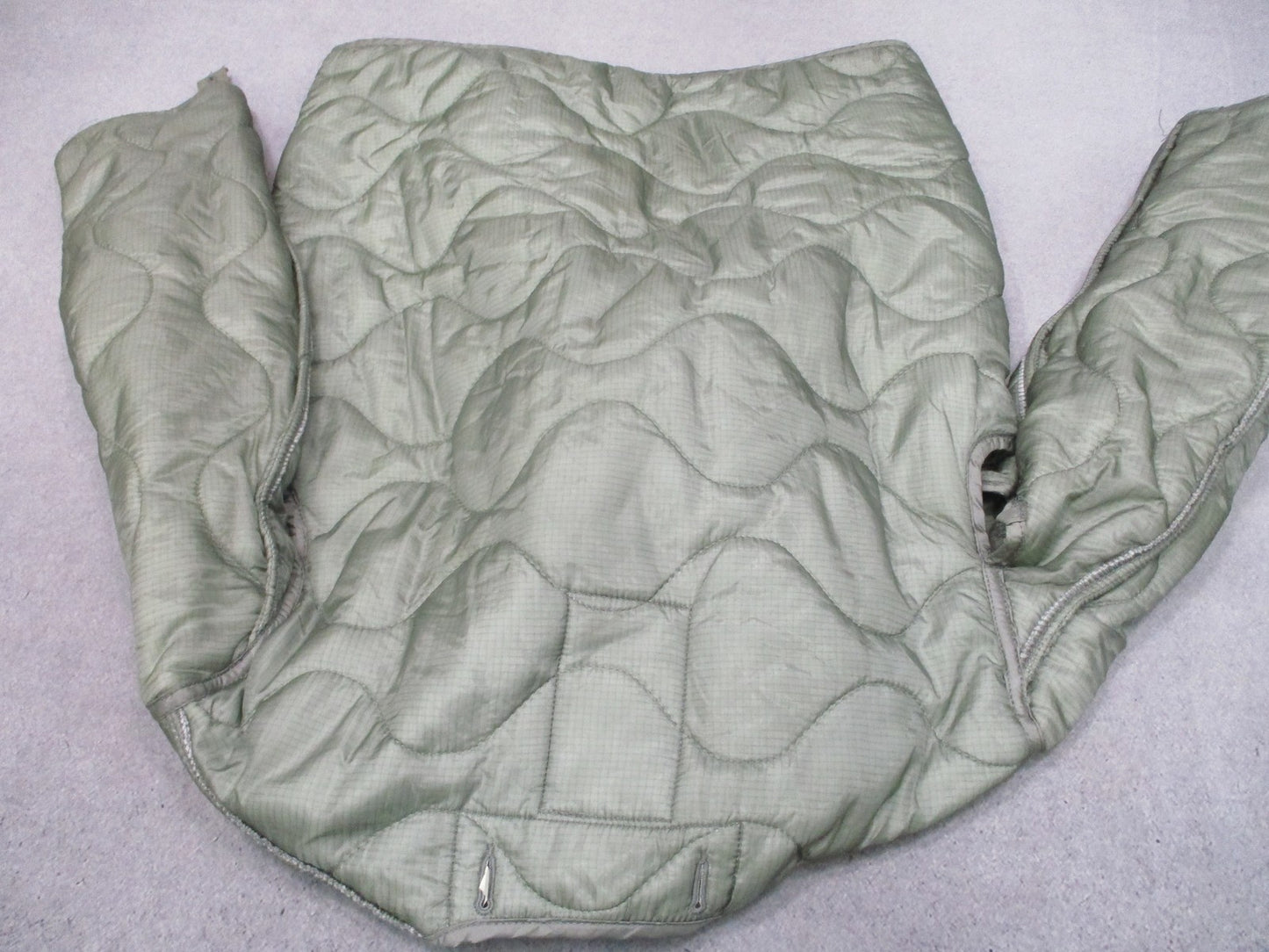 USGI M65 Field Jacket Liner Small Quilted Cold Weather 8415-01-527-7315