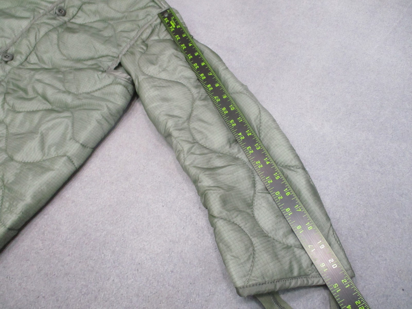 USGI M65 Field Jacket Liner Small Quilted Cold Weather 8415-01-527-7315