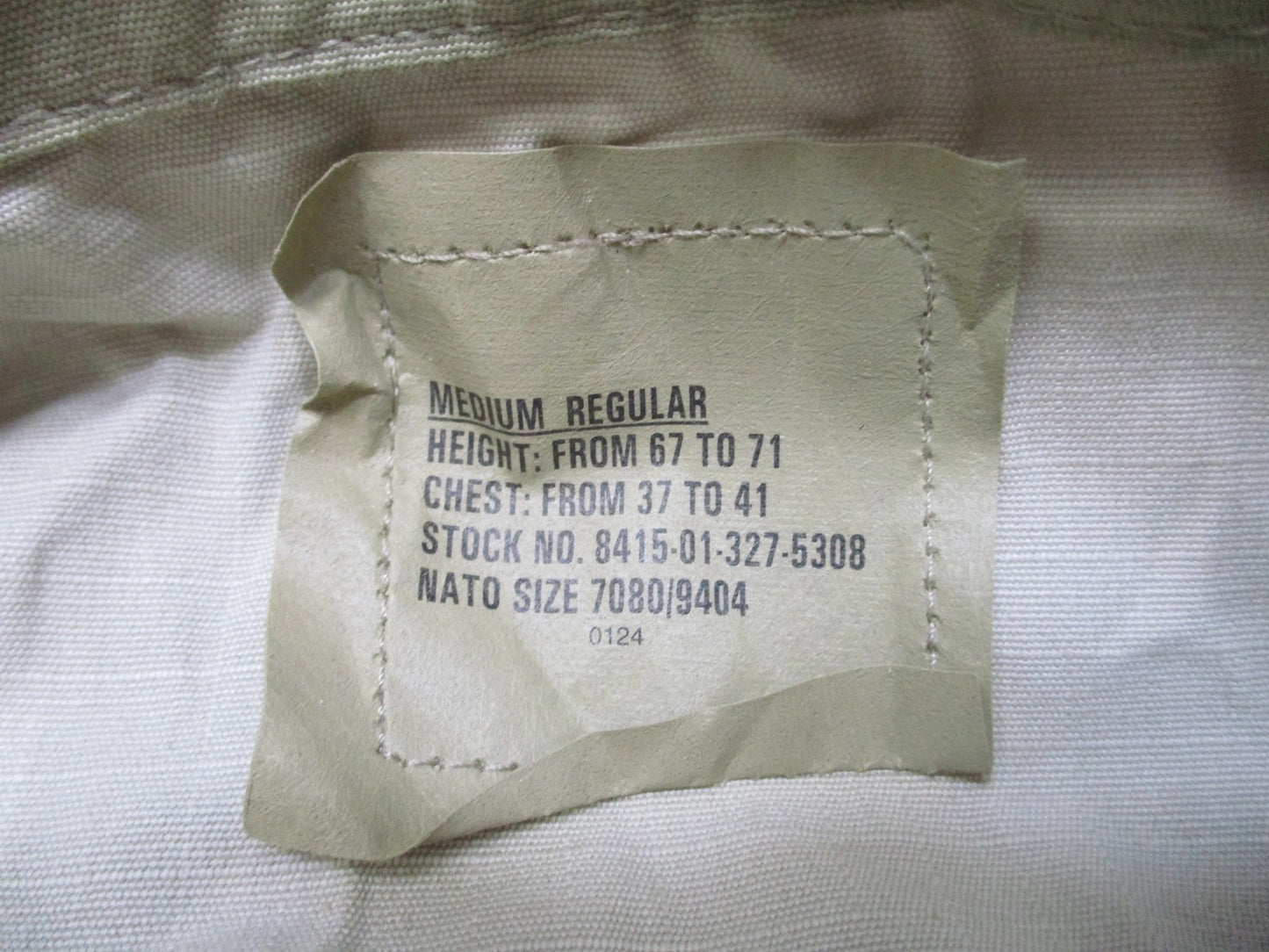 US Military Desert Camo Combat Coat Jacket Medium Regular 50% Nylon Cotton DCUs