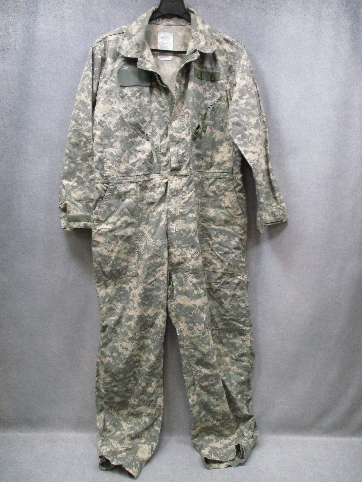 US Military Coveralls Mechanics X-Large Digital Camo Print Type III Used