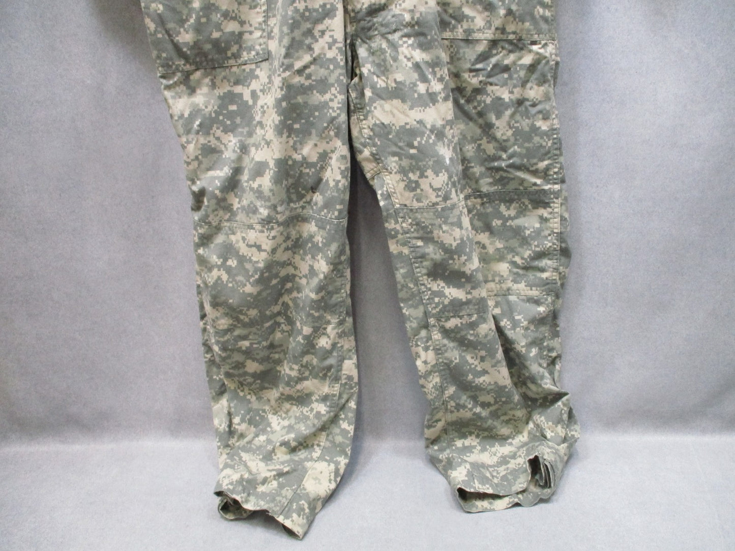 US Military Coveralls Mechanics X-Large Digital Camo Print Type III Used