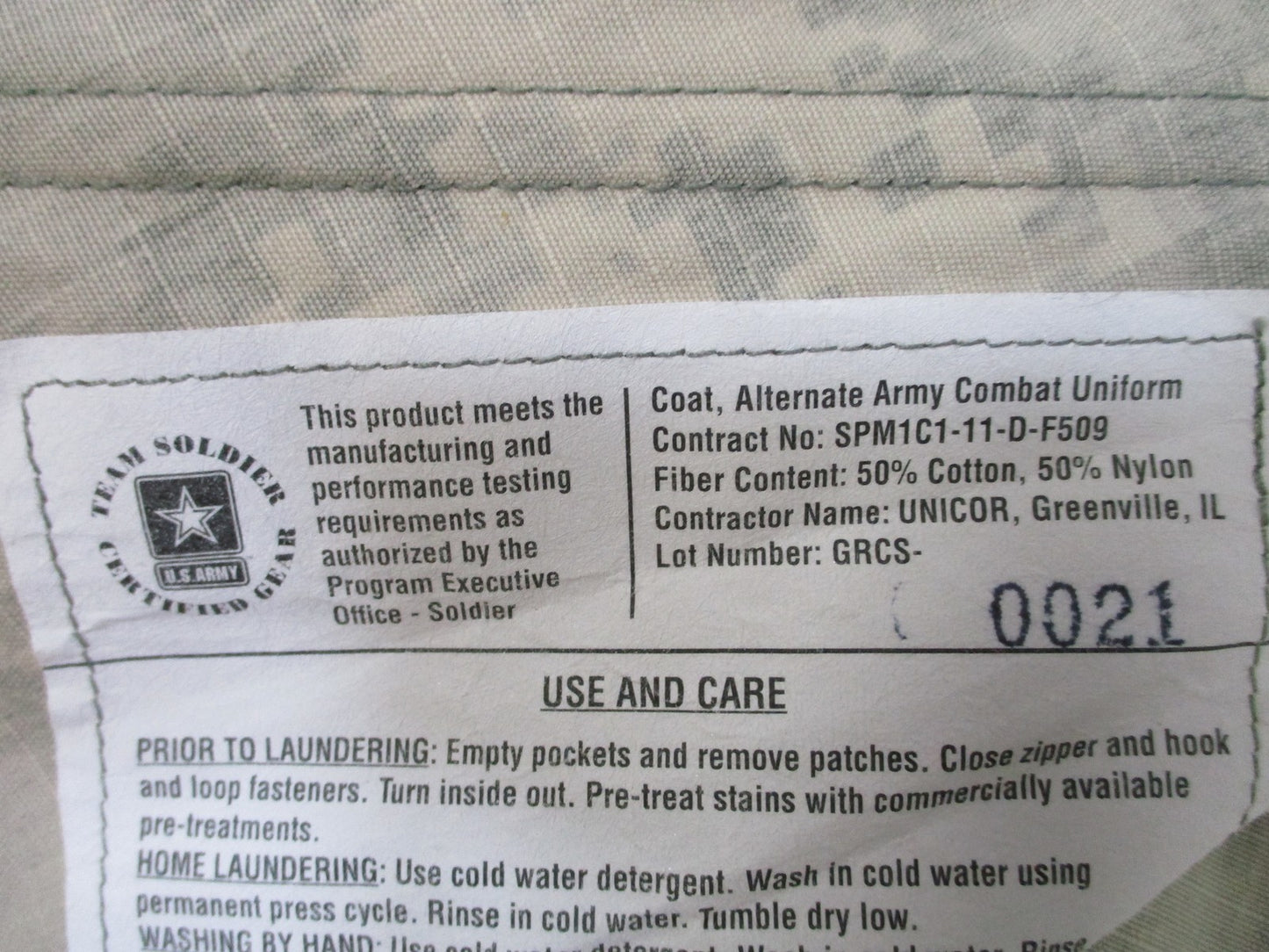 New U.S. Army ACU Jacket Digital Camo Uniform Coat 33-LONG UCP Top