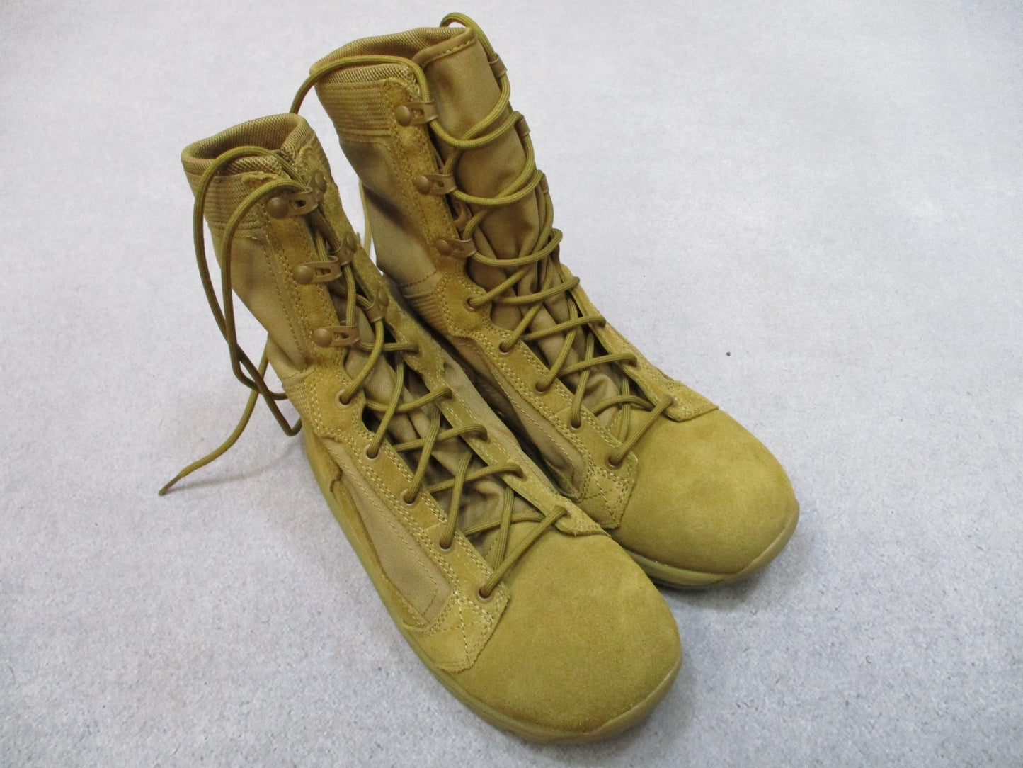 Danner Tachyon 8" Coyote Military Boots 50136 AR 670-1 Lightweight Tactical