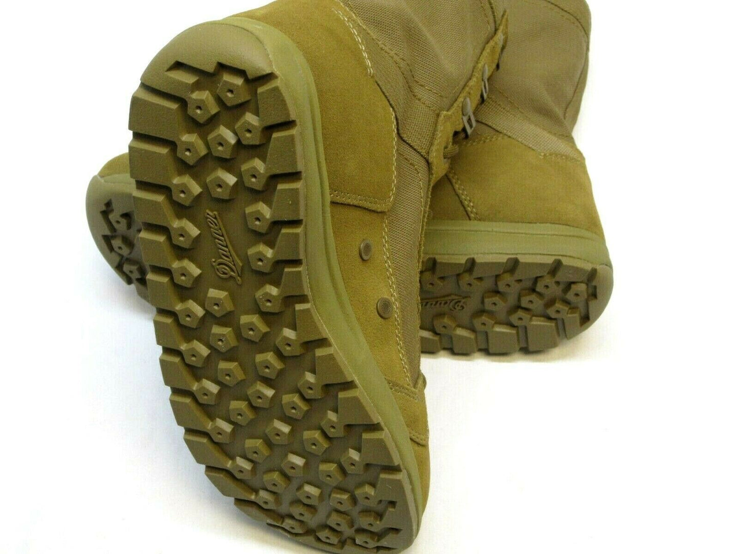 Danner Tachyon 8" Coyote Military Boots 50136 AR 670-1 Lightweight Tactical