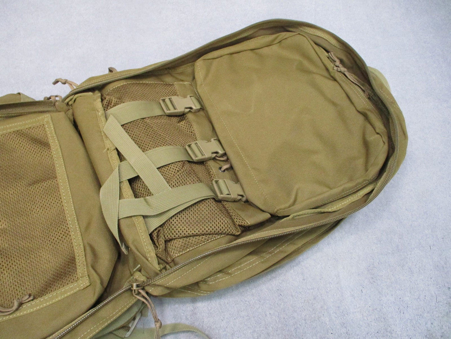 NEW US MILITARY MEDIC AID BAG M9 Coyote Tan STOMP LARGE FIELD PACK EMT CORPSMAN