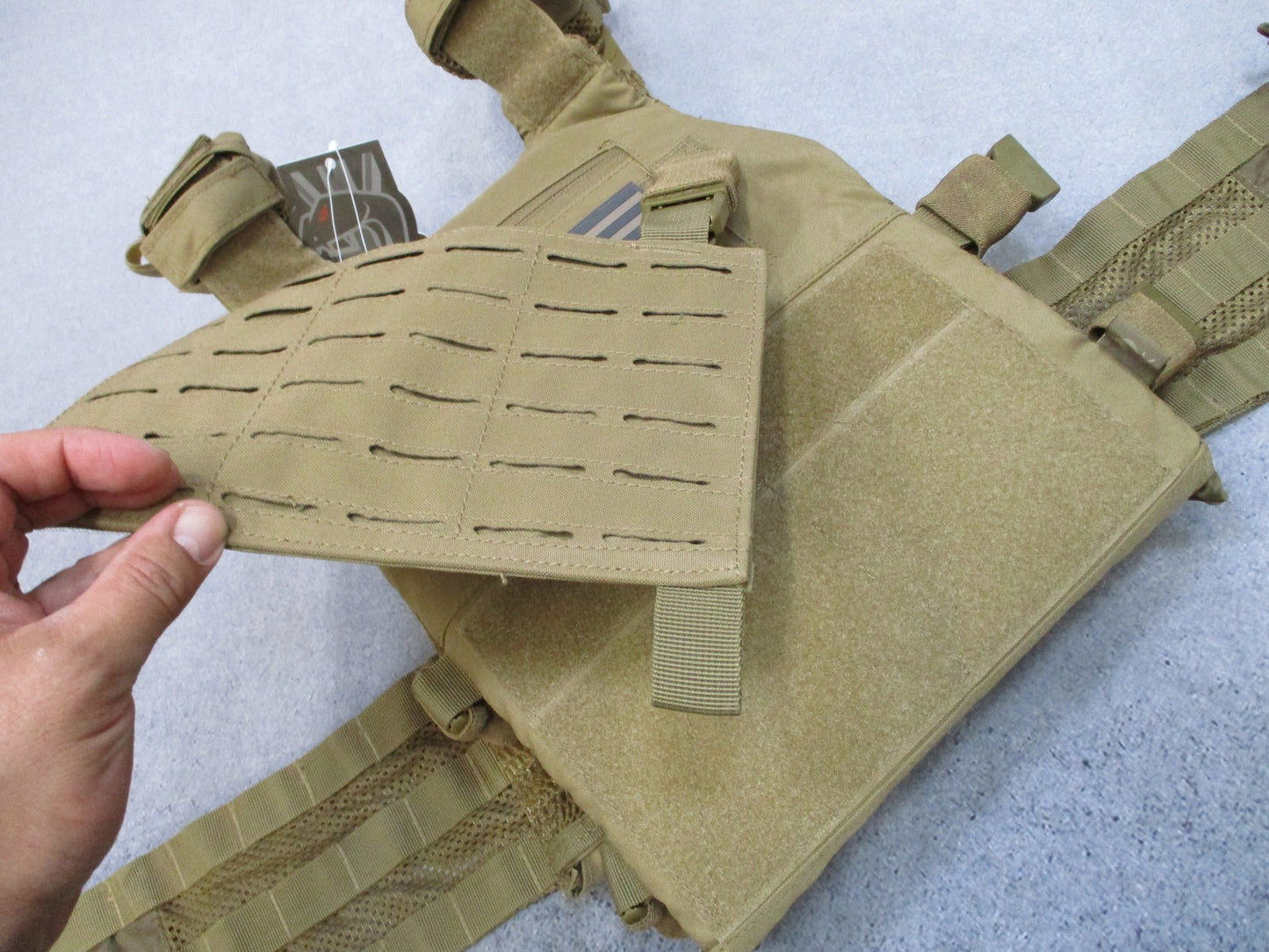 Viper Tactical VX Buckle Up Carrier Gen2 Plate Carrier Vest Coyote New w/ Tags