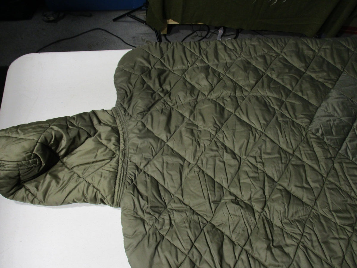 Swiss Army Surplus Sleeping Bag w/ British Army Compression Sack – surplus lot