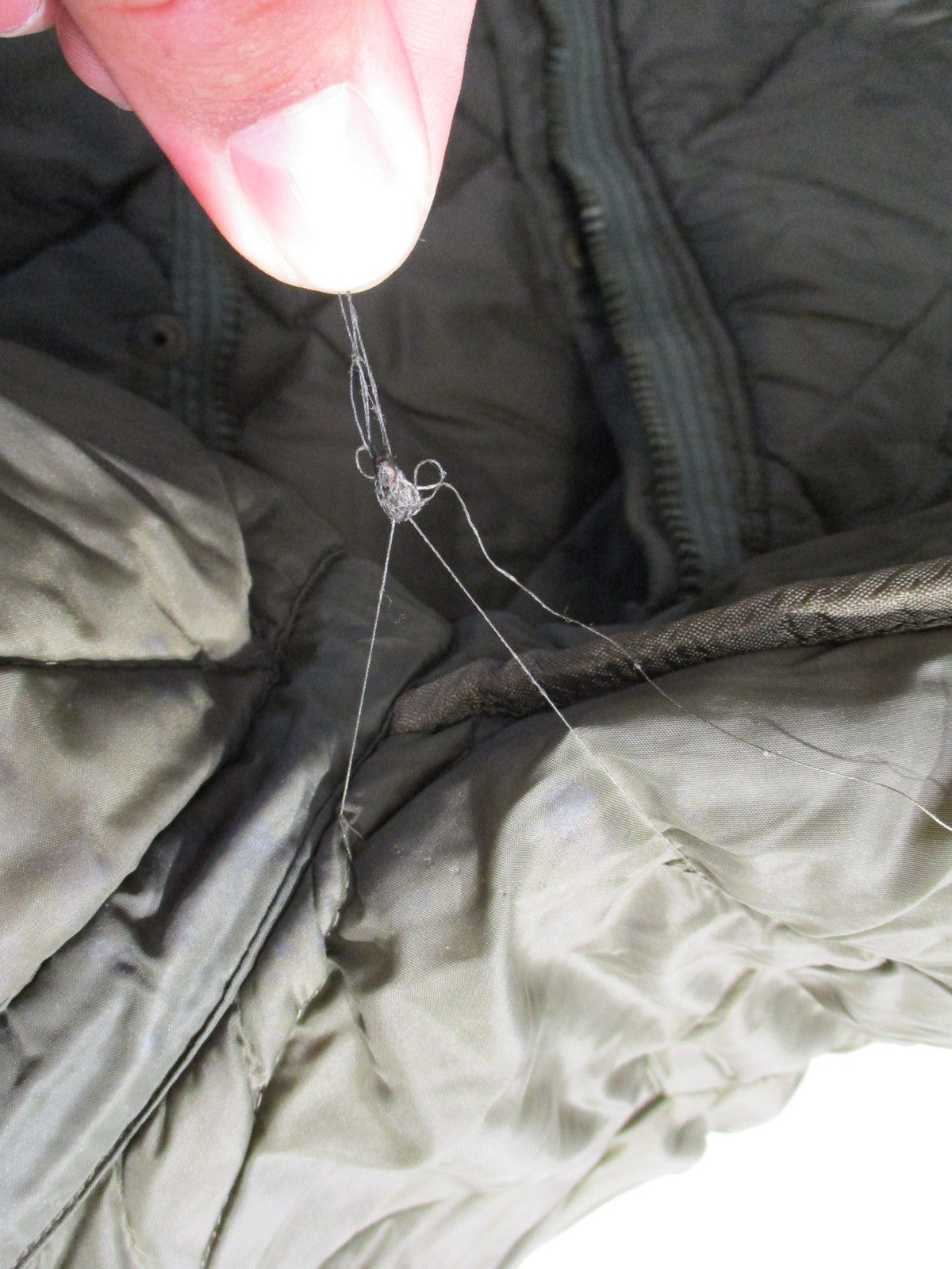 Swiss Army Surplus Sleeping Bag w/ British Army Compression Sack – surplus lot