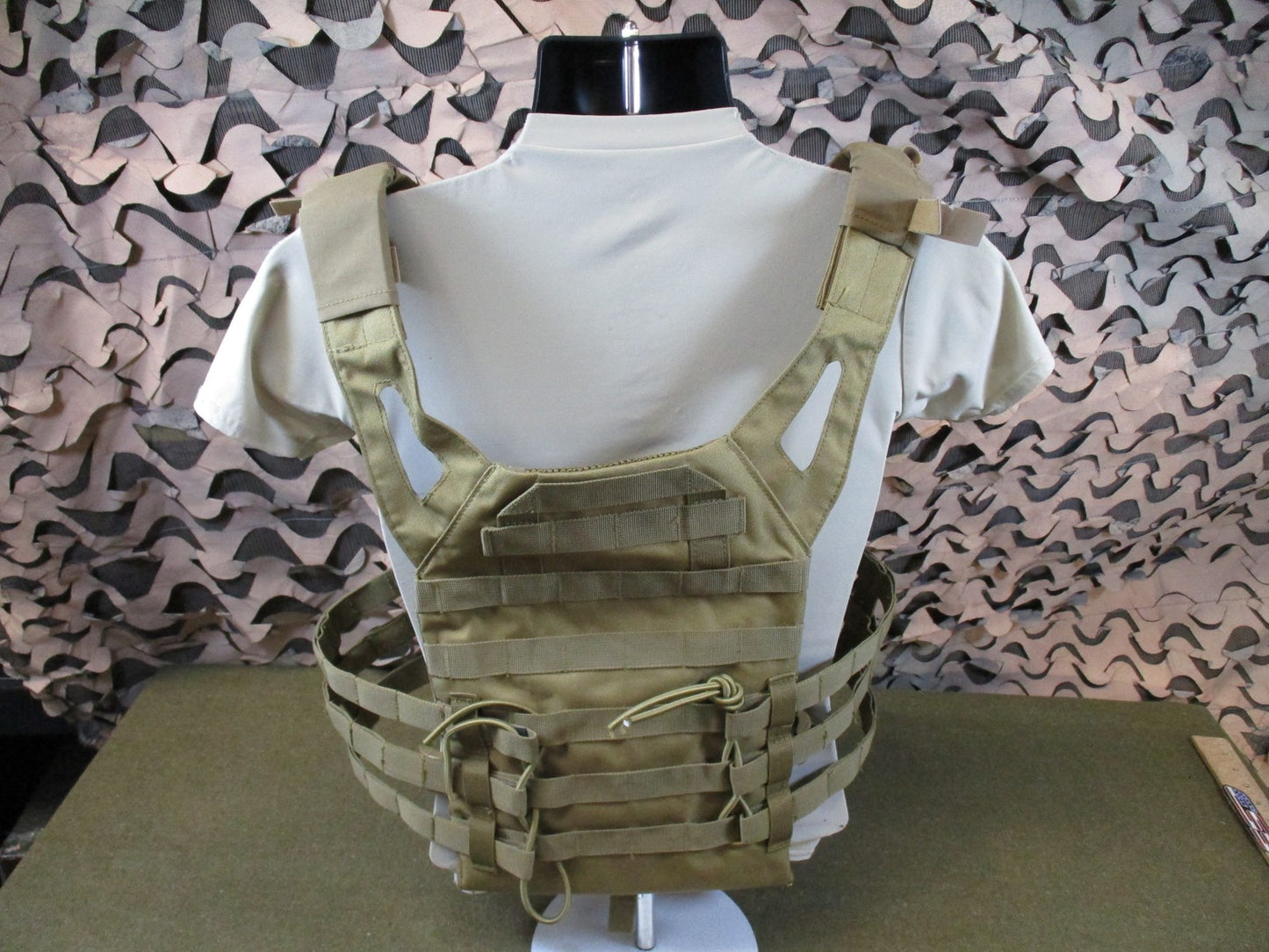 New Rothco Lightweight Armor Carrier Vest Coyote Brown Tactical MOLLE 55892