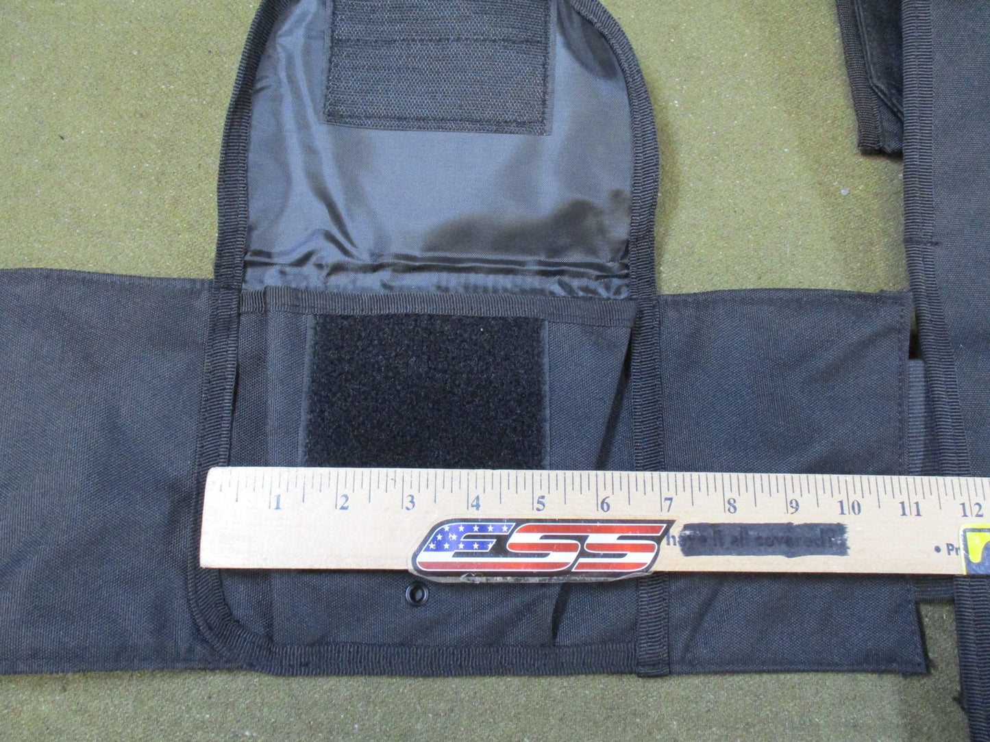 Rothco Laser Cut Plate Carrier Vest Black Large Tactical MOLLE Carrier Defect