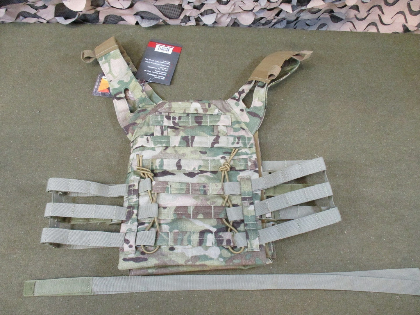 New Rothco Lightweight Plate Carrier Multicam Tactical Vest MOLLE Compatible
