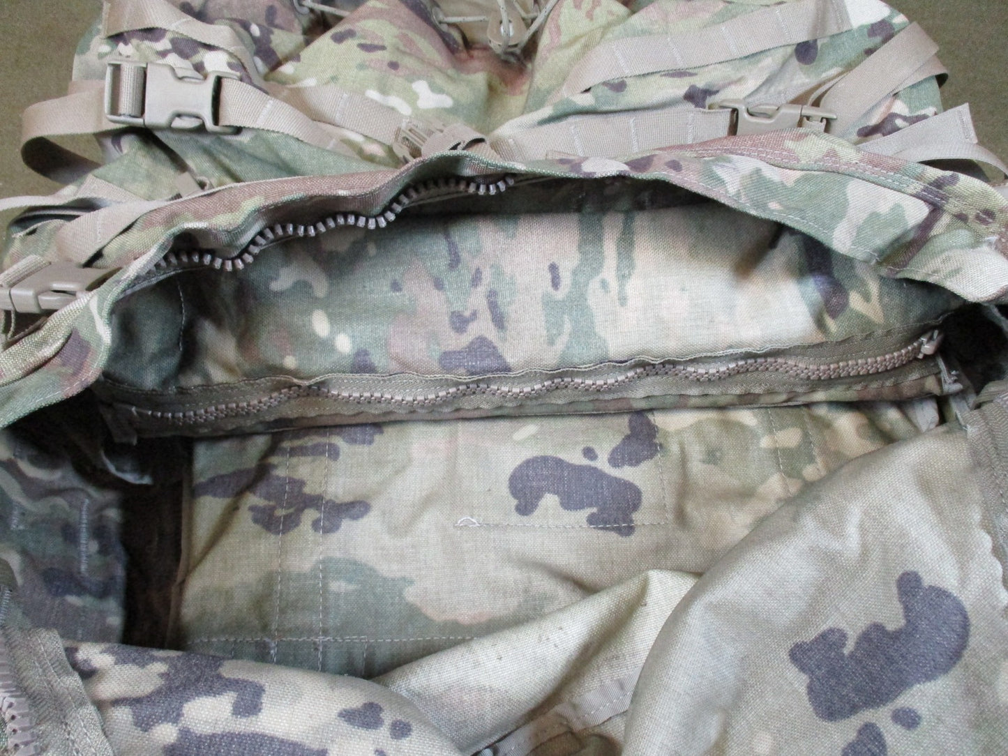 US Military MOLLE II Large Rucksack MultiCam w/ Molded Waist Belt Surplus