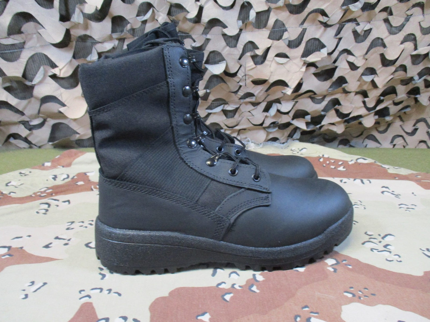 New Propper F4534 Men's Hot Weather Combat Boots Black Size 9.5M Vibram Sole