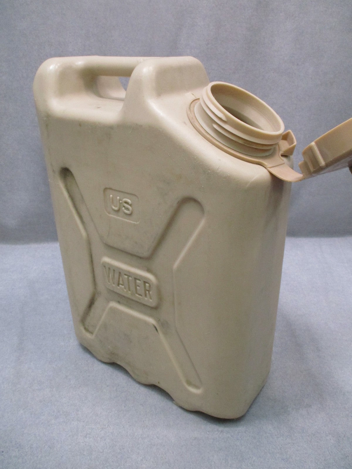 US Military Water Can Jerry Can Desert Tan 5 Gallon Surplus Camping Gear