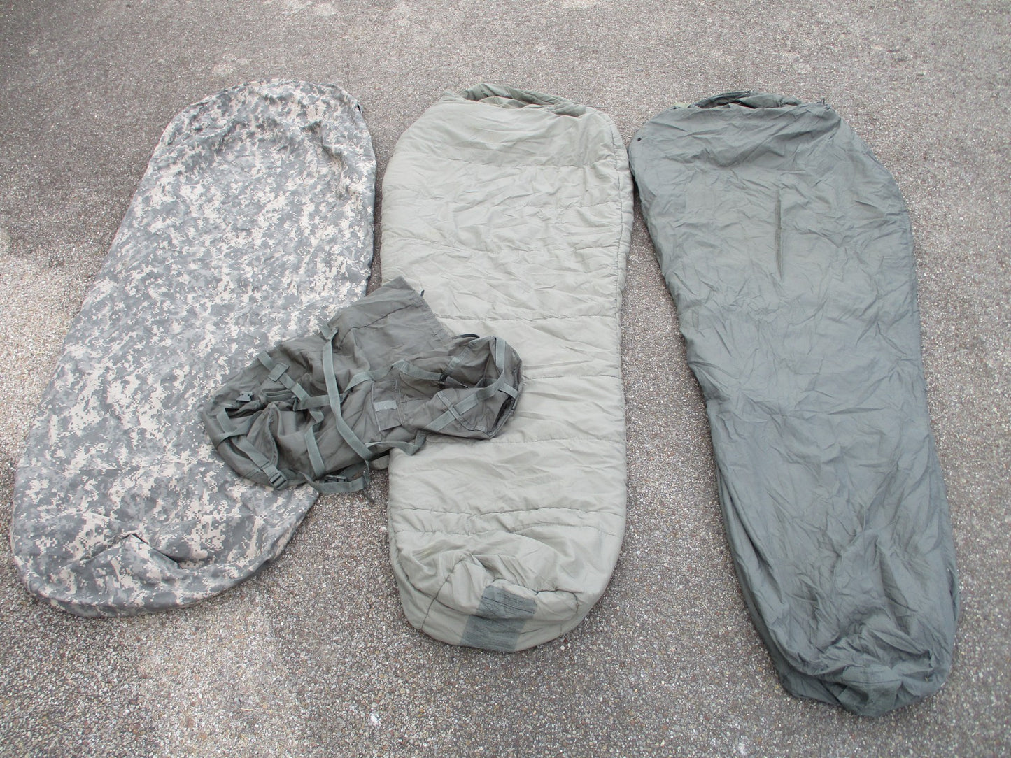 USGI Army Military 4-Piece Modular Sleep System MSS ACU Sleeping Bag Set