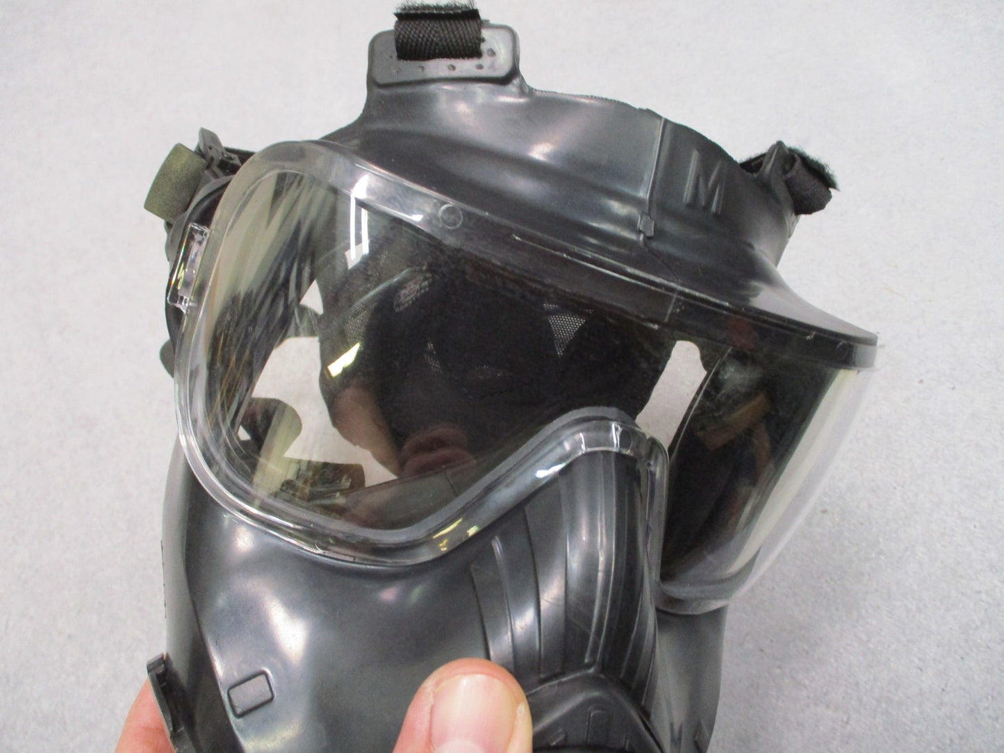 USGI Avon M50 JSGPM Gas Mask Medium CBRN w/ Sealed M61 Filters Bag Lens (USED)
