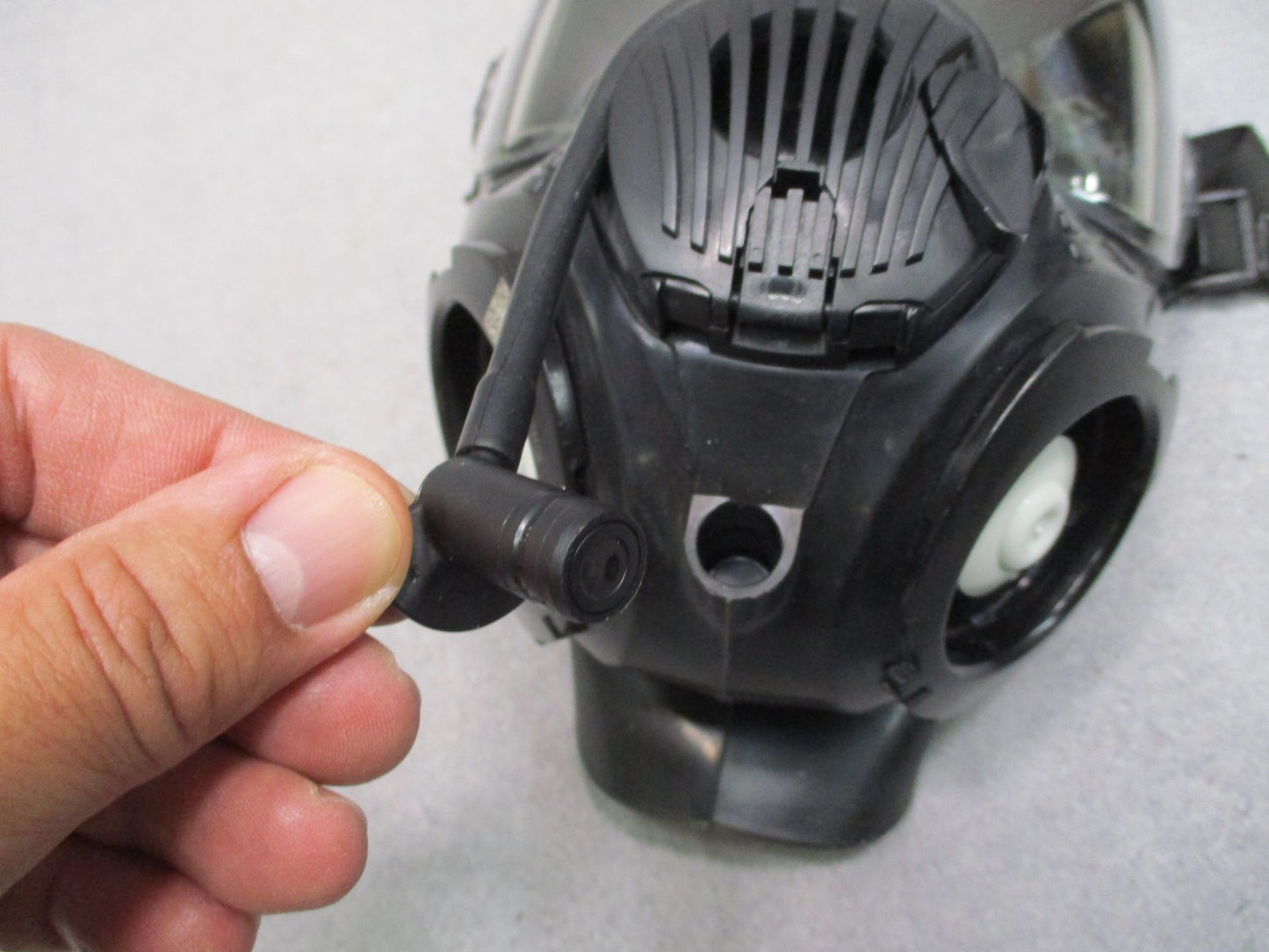 USGI Avon M50 JSGPM Gas Mask Medium CBRN w/ Sealed M61 Filters Bag Lens (USED)