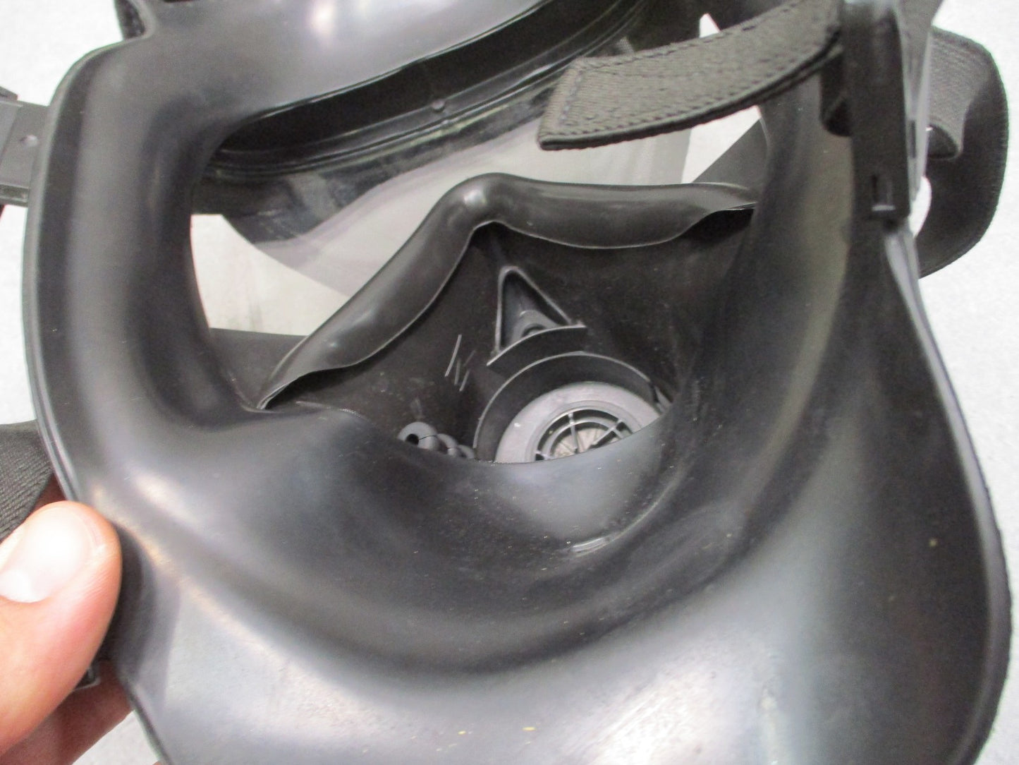 USGI Avon M50 JSGPM Gas Mask Medium CBRN w/ Sealed M61 Filters Bag Lens (USED)