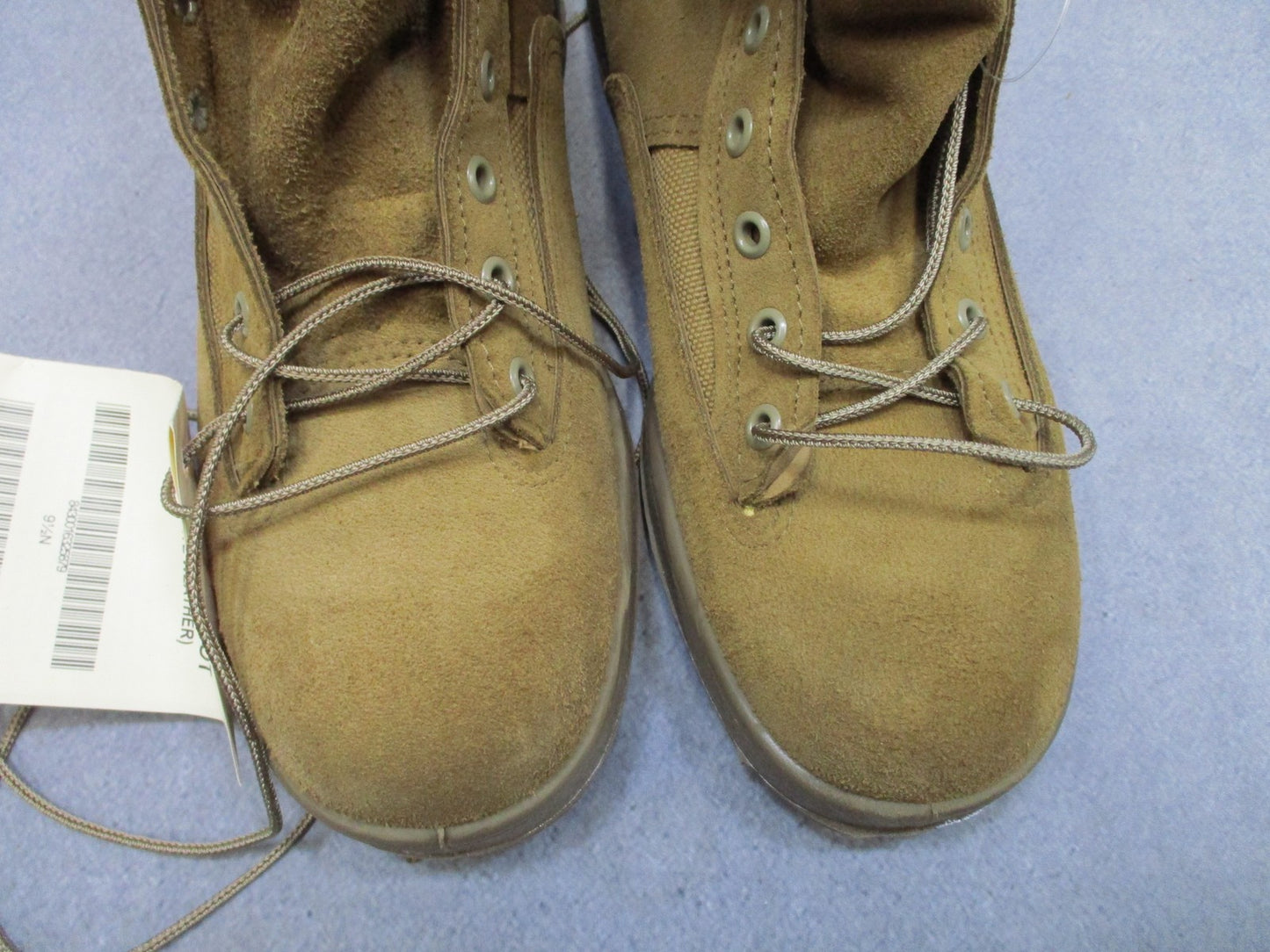 McRae Army Combat Boots Temperate Weather 9.5N Suede Cordura Vibram New