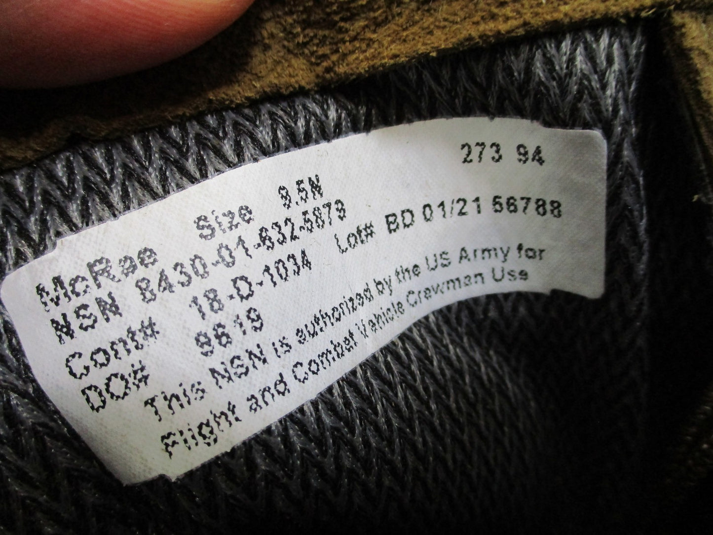 McRae Army Combat Boots Temperate Weather 9.5N Suede Cordura Vibram New