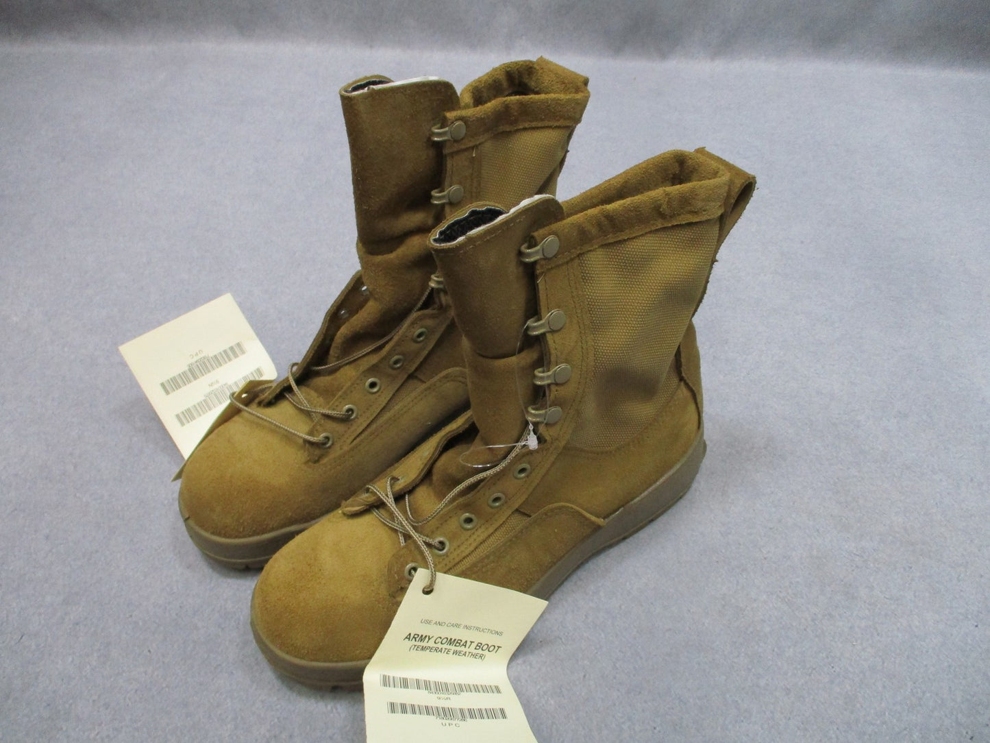 McRae Army Combat Boots Temperate Weather 9.5N Suede Cordura Vibram New