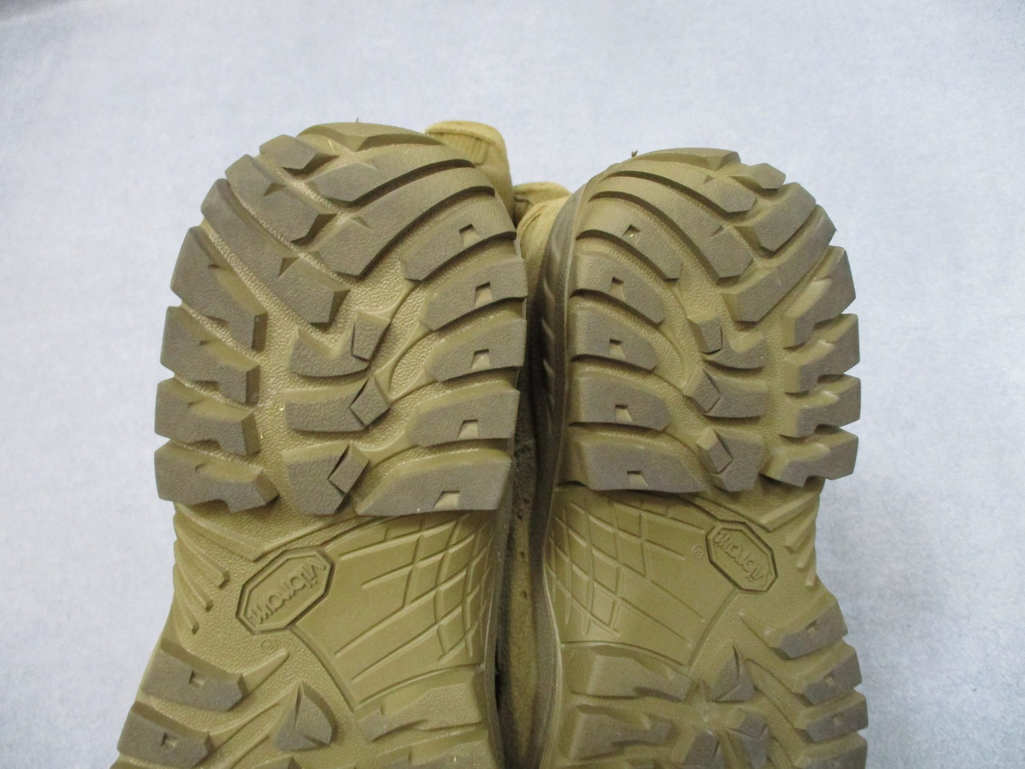 Belleville Coyote Ultra Light Assault Boots Women's US 9.0 R Vibram Made in USA