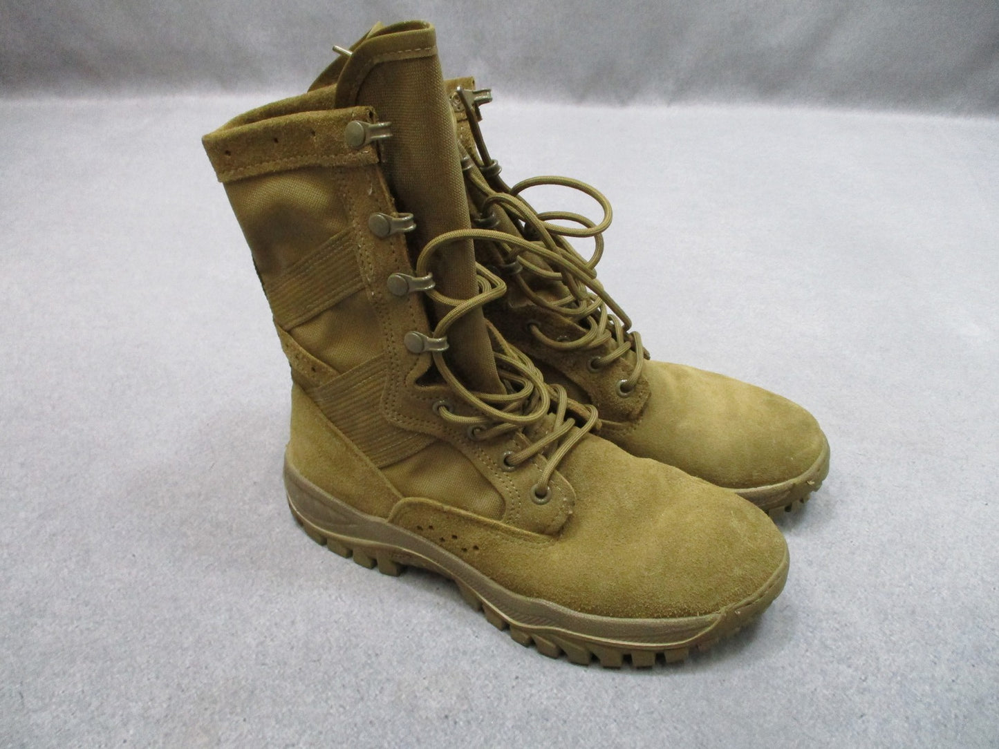 Belleville Coyote Ultra Light Assault Boots Women's US 9.0 R Vibram Made in USA